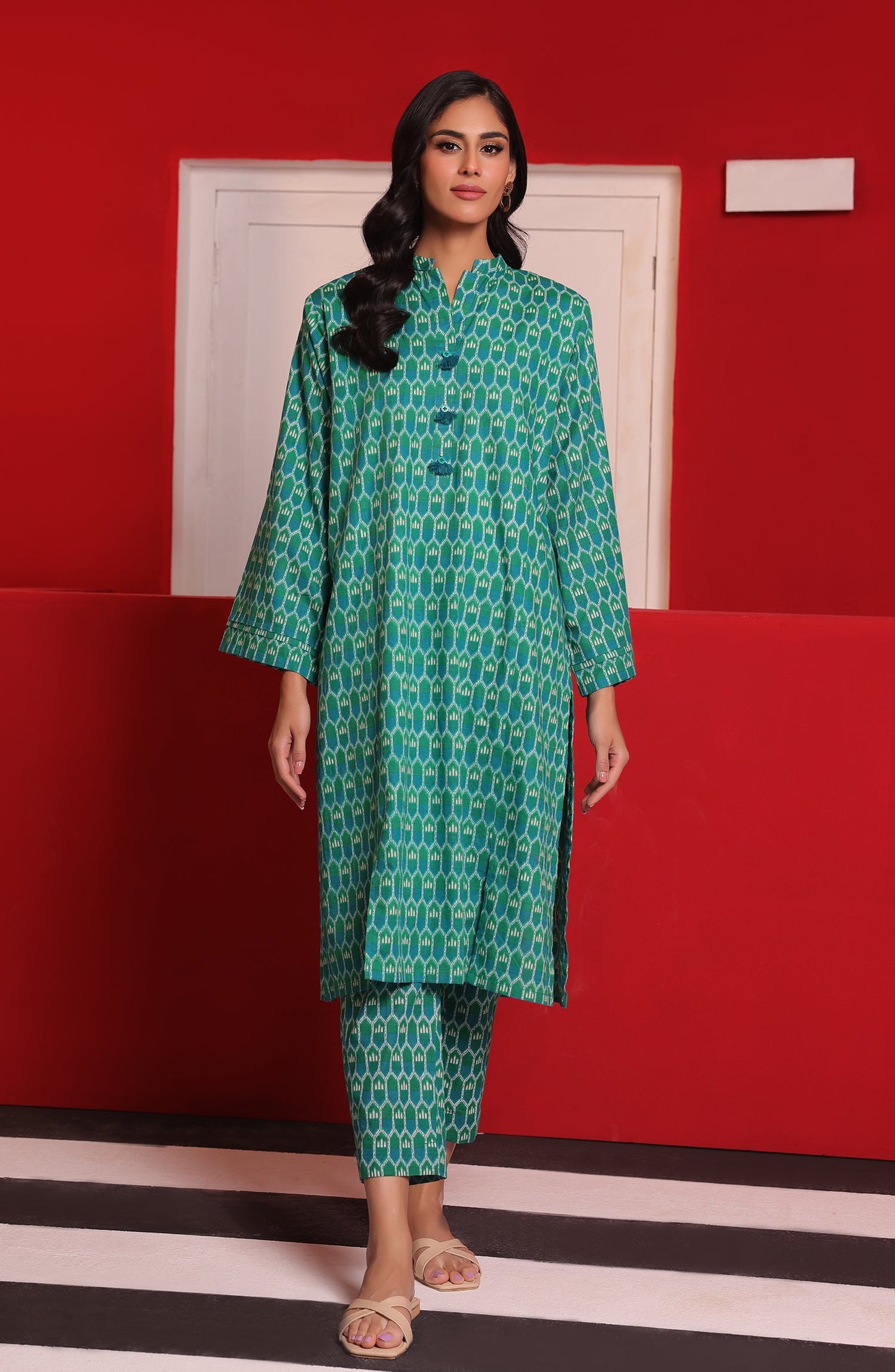 Orient - Stitched 2 Piece Printed Khaddar Shirt and Khaddar Pant