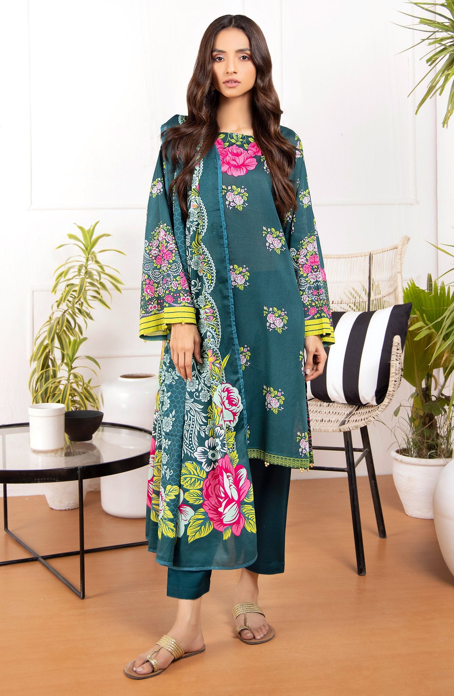 Orient - Unstitched 3 Piece Printed Lawn Shirt And Net Lawn Dupatta