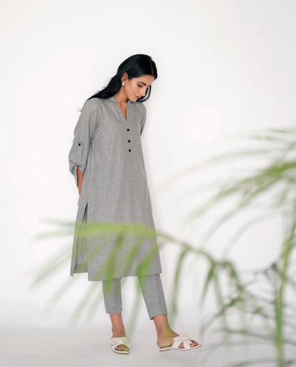 Ayesha Naveed - Heather grey