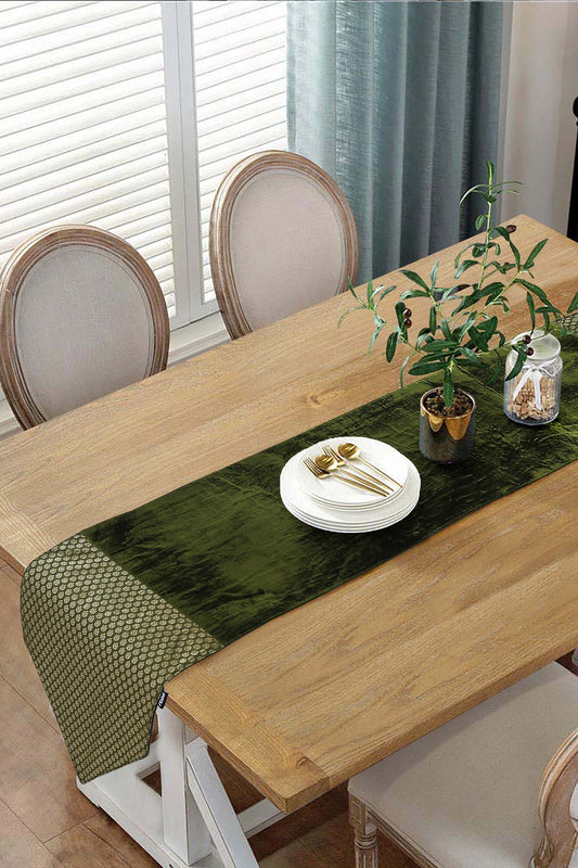 Nishat Linen - Emarlad Table Runner - 1 Piece