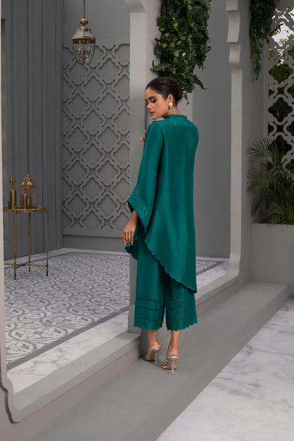 Emerald Raw Silk Kurta And Trousers with Embroidered Detailing