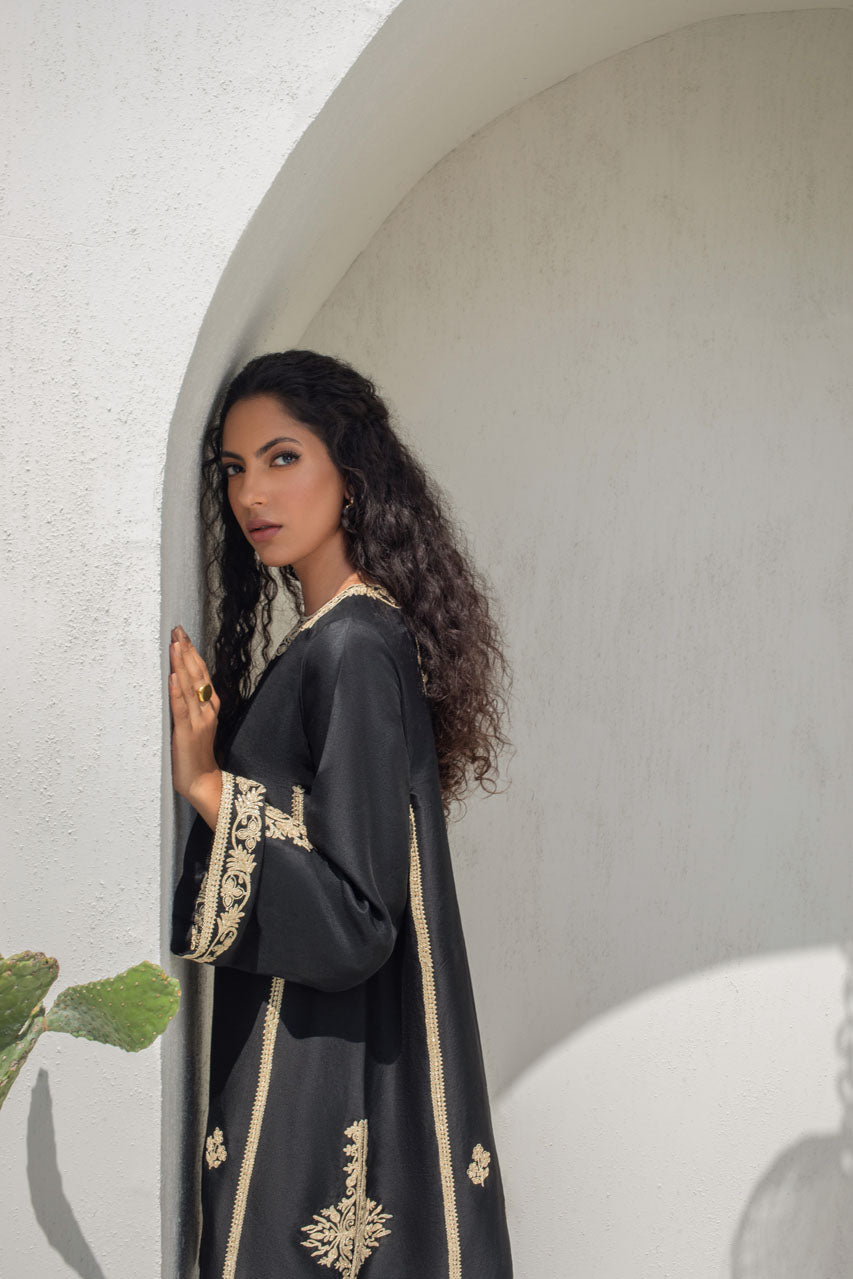 Black Silk Kurta With Embroidery