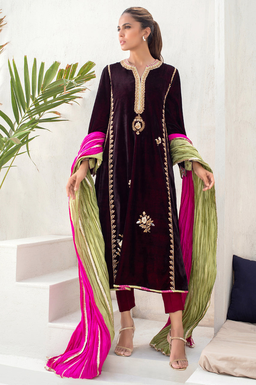 Garnet Long Velvet Kurta With A Khaddi Silk Two-Tone Crushed Dupatta