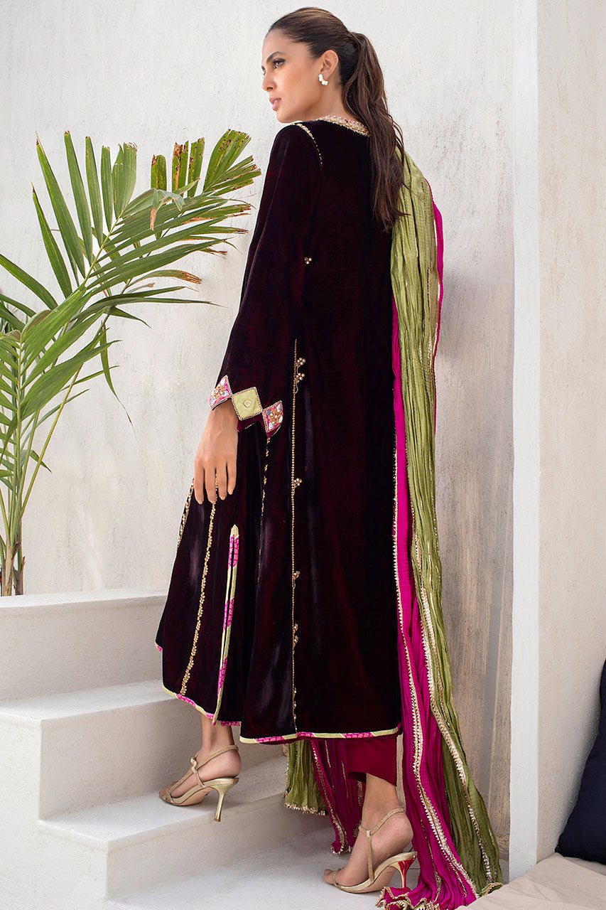 Garnet Long Velvet Kurta With A Khaddi Silk Two-Tone Crushed Dupatta