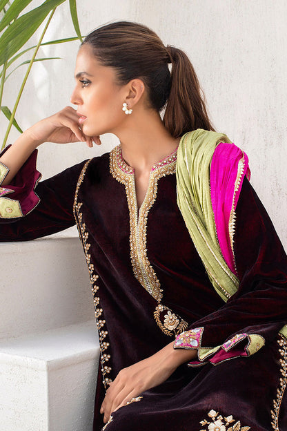 Garnet Long Velvet Kurta With A Khaddi Silk Two-Tone Crushed Dupatta