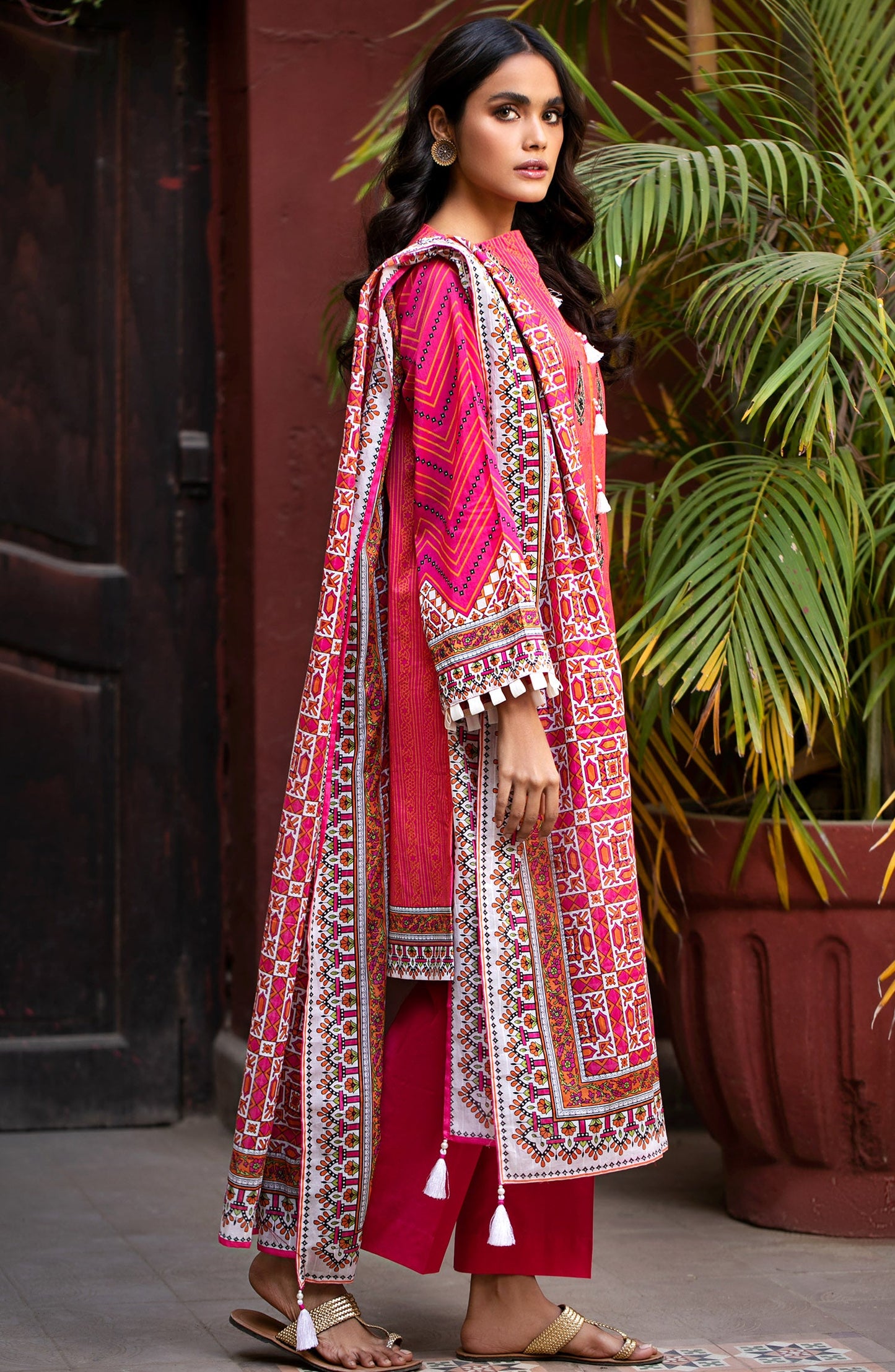 Orient - Unstitched 3 Piece Embroidered Lawn Suit