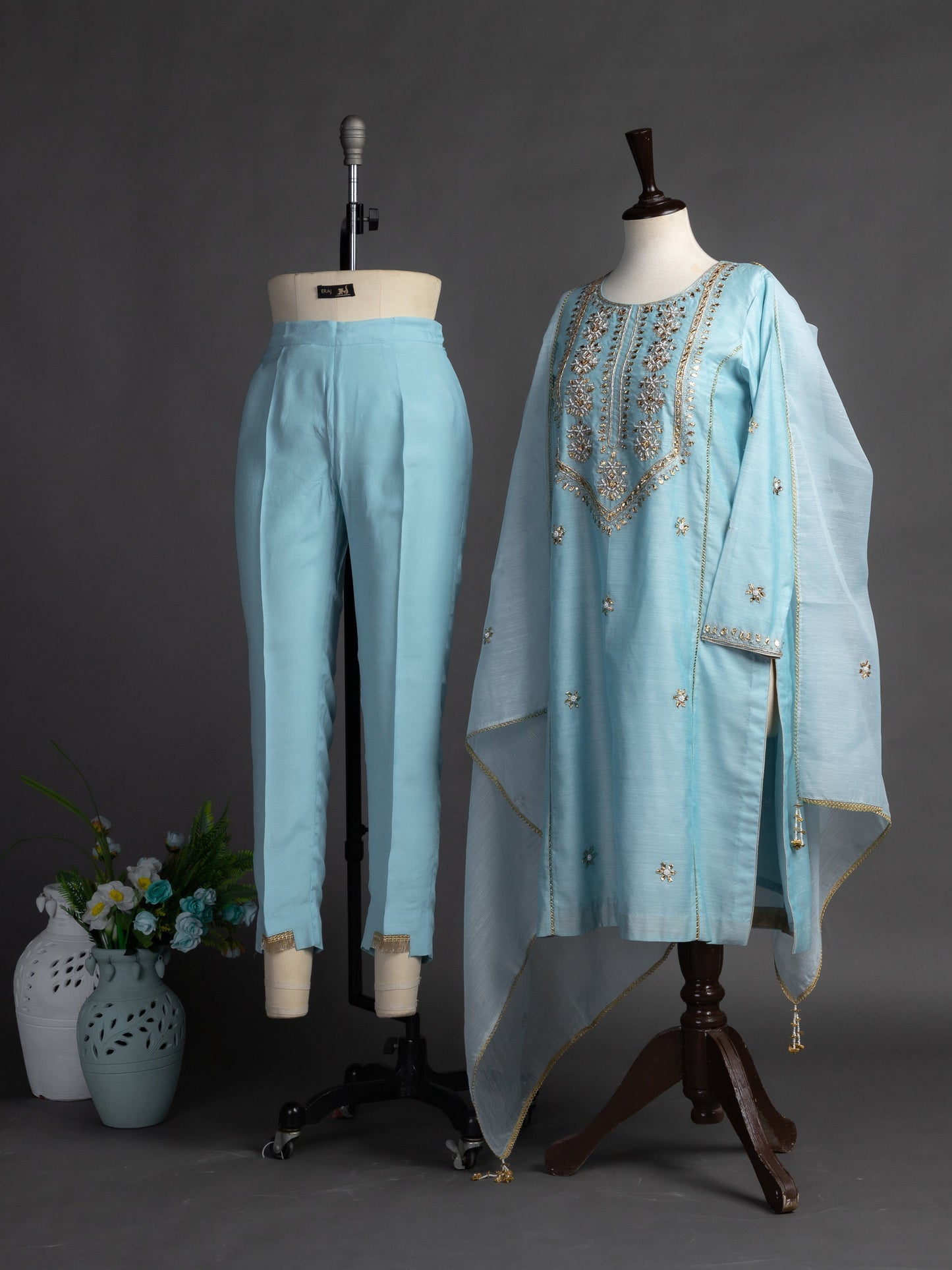 Eraj Hussain - Gotta Patti Ferozi - Stitched