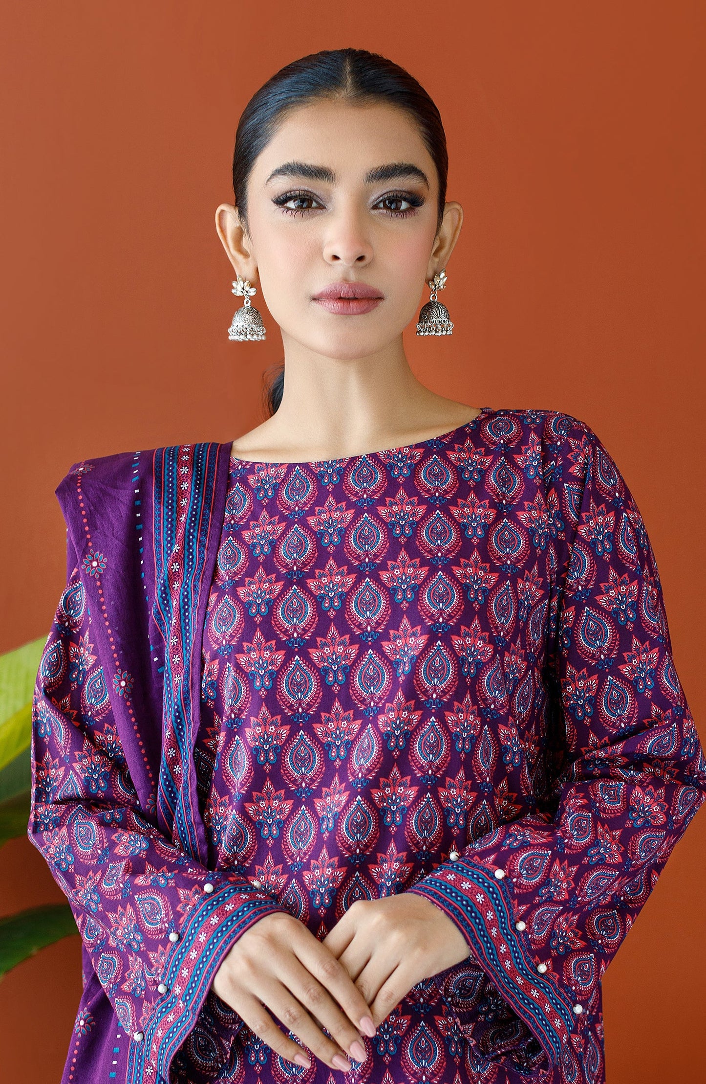 Orient - Unstitched 3 Piece Printed Cambric Shirt , Cambric Pant and Lawn Dupatta