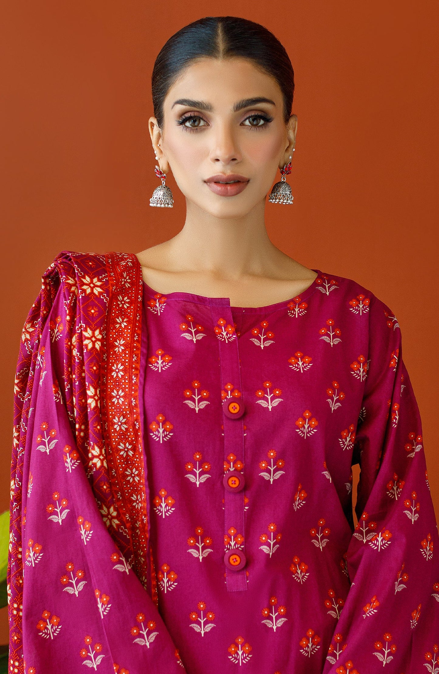 Orient - Unstitched 3 Piece Printed Cambric Shirt , Cambric Pant and Lawn Dupatta