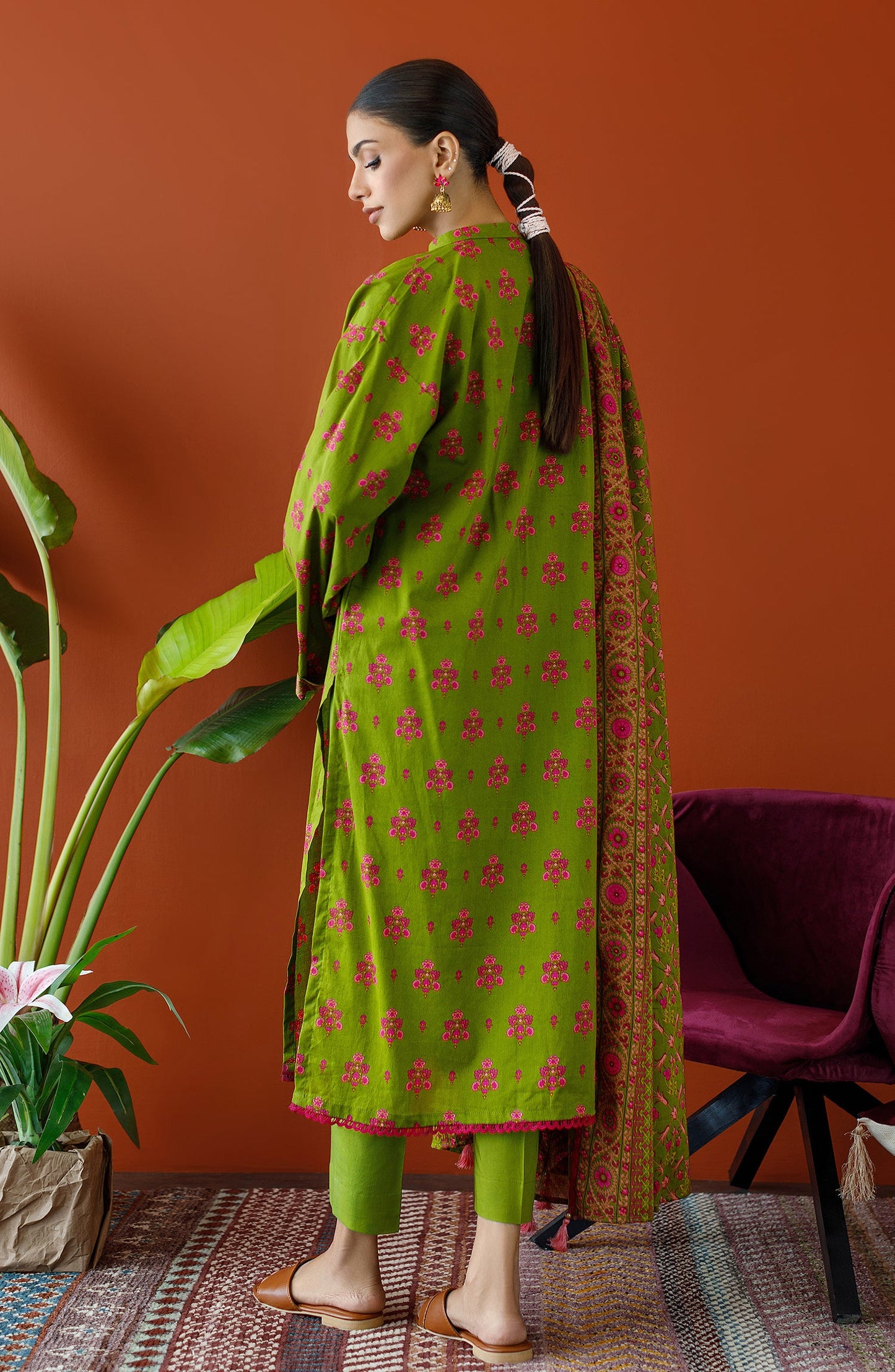 Orient - Unstitched 3 Piece Printed Cambric Shirt , Cambric Pant and Lawn Dupatta
