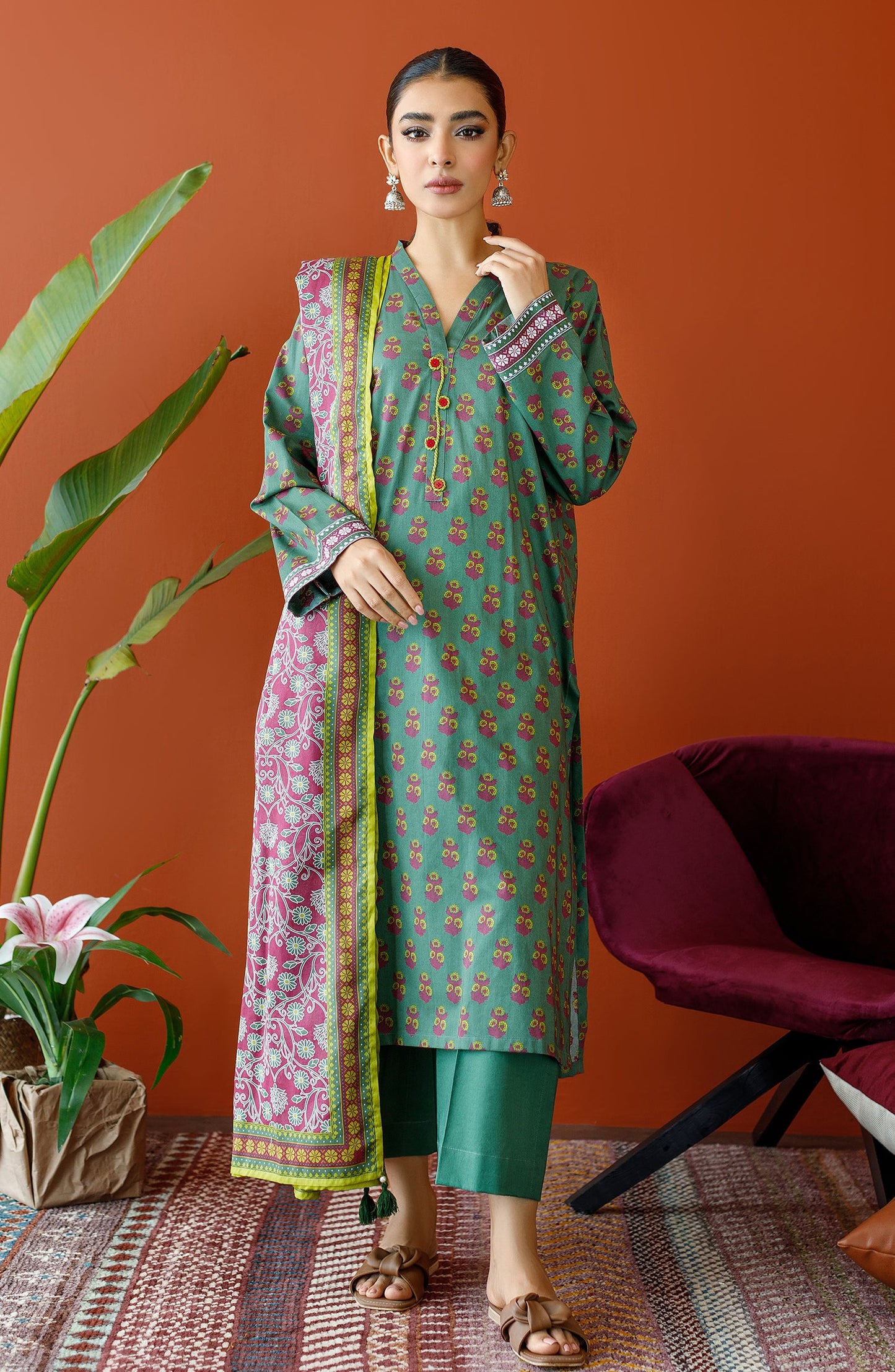 Orient - Unstitched 3 Piece Printed Cambric Shirt , Cambric Pant and Lawn Dupatta