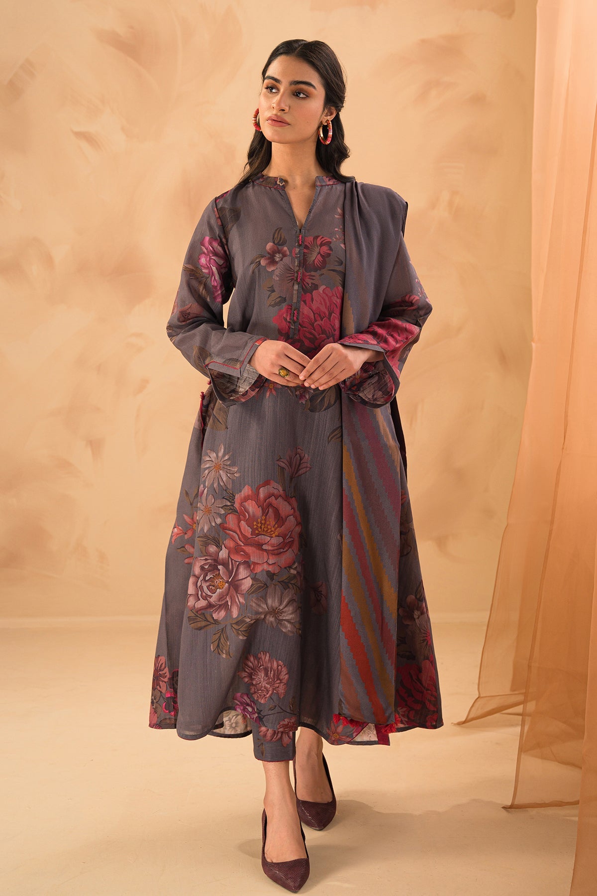 Baroque - DIGITAL PRINTED SLUB KHADDAR UF-474