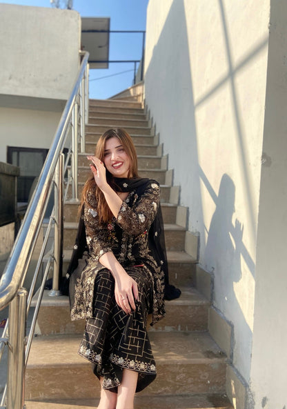 Four Season Boutique - NOOR JAHAN BLACK