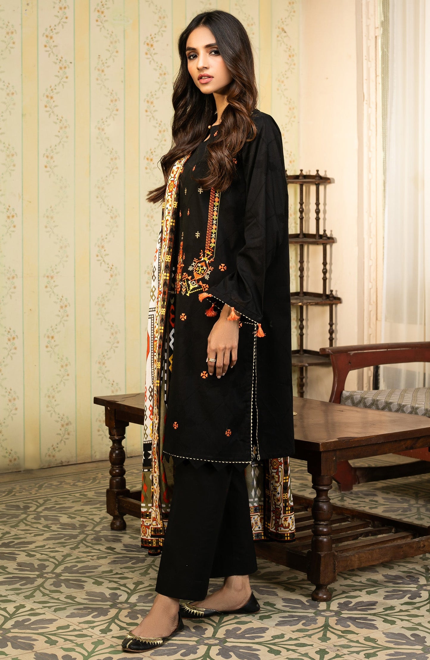 Orient - Unstitched 3 Piece Embroidered Jacquard Suit