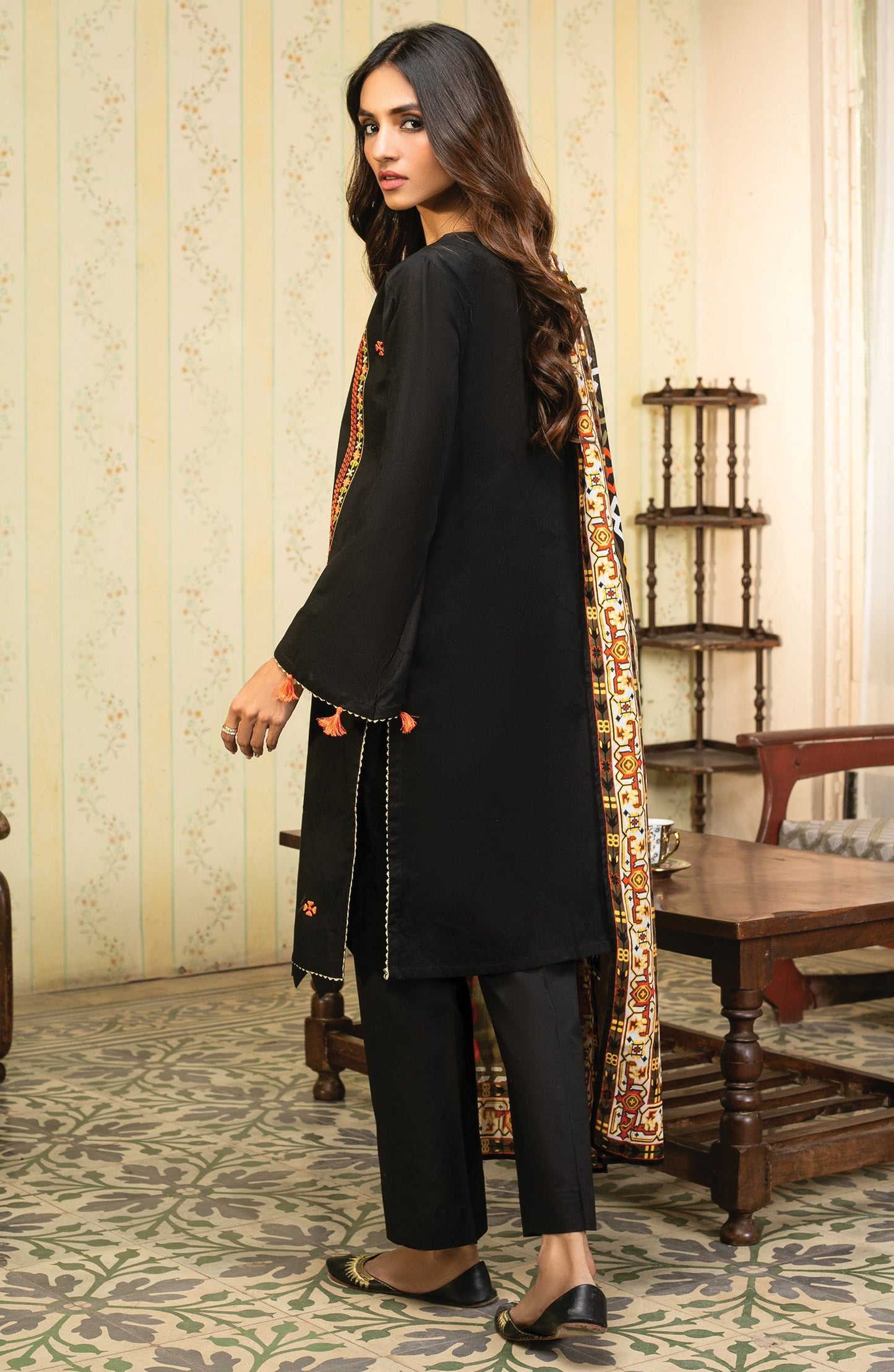 Orient - Unstitched 3 Piece Embroidered Jacquard Suit