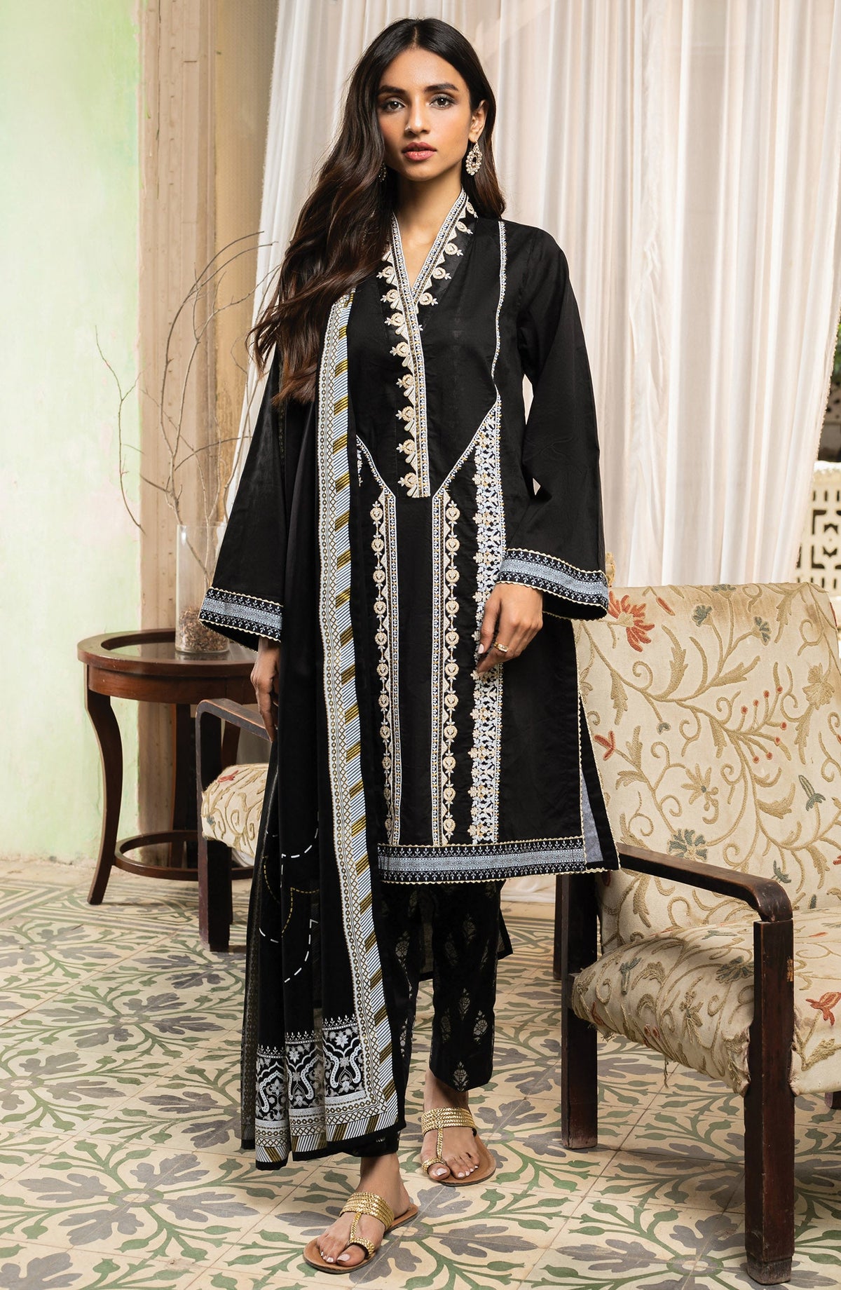 Orient - Unstitched 3 Piece Embroidered Jacquard Suit