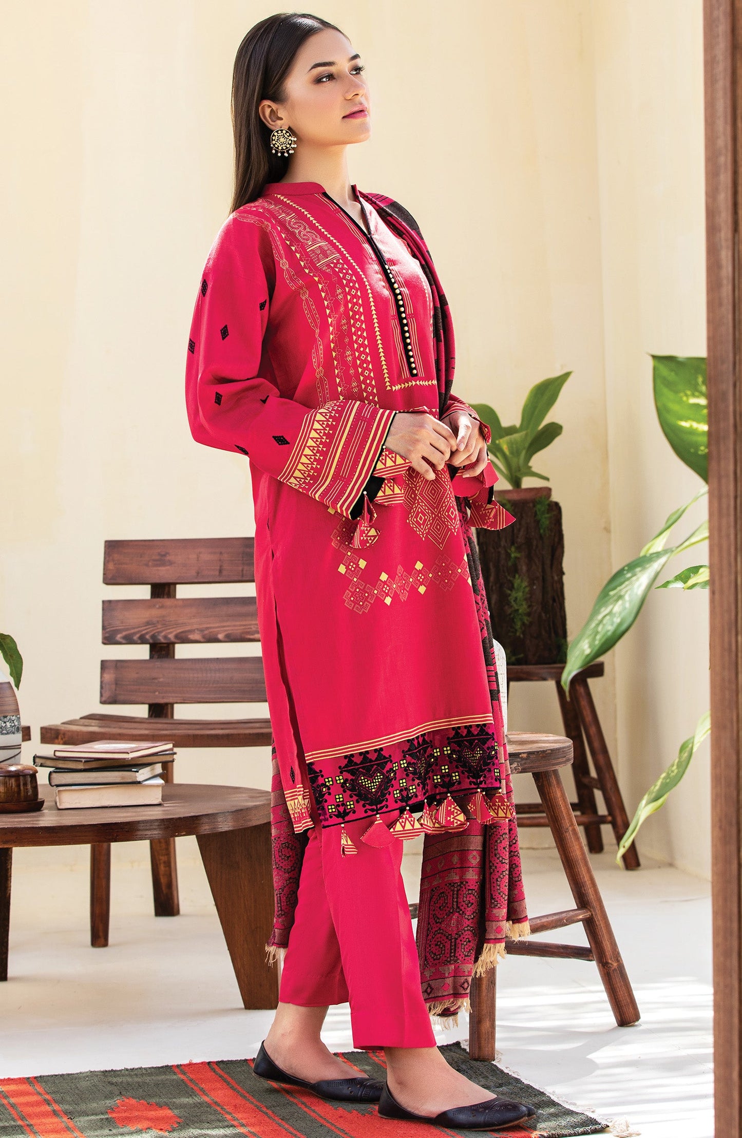 Orient - Unstitched 3 Piece Embroidered Textured Heavy Cotton Suit