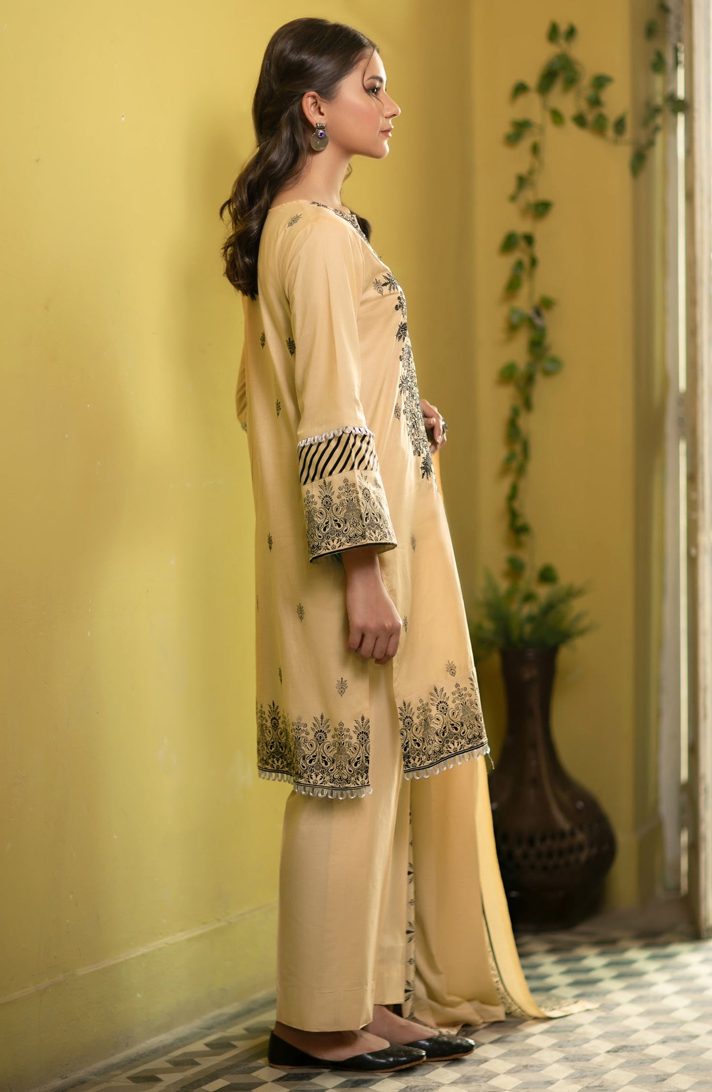 Orient - Unstitched 3 Piece Festive Embroidered Suit