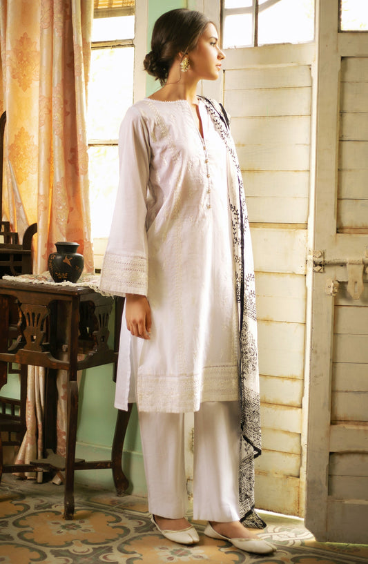 Orient - Unstitched 3 Piece Heavy Embroidered Lawn Suit