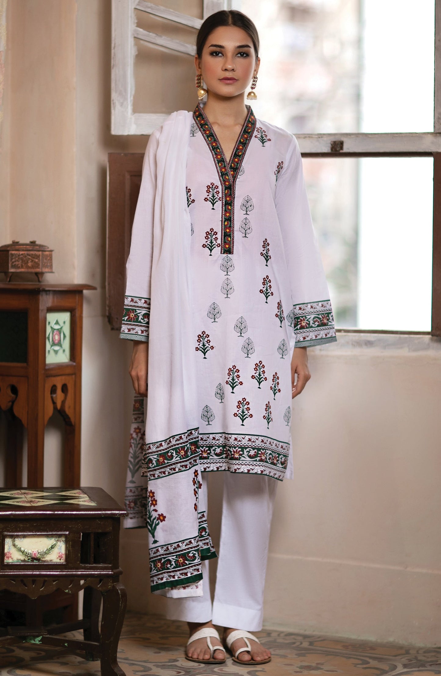 Orient - Unstitched 3 Piece Block Printed Embroidered Suit