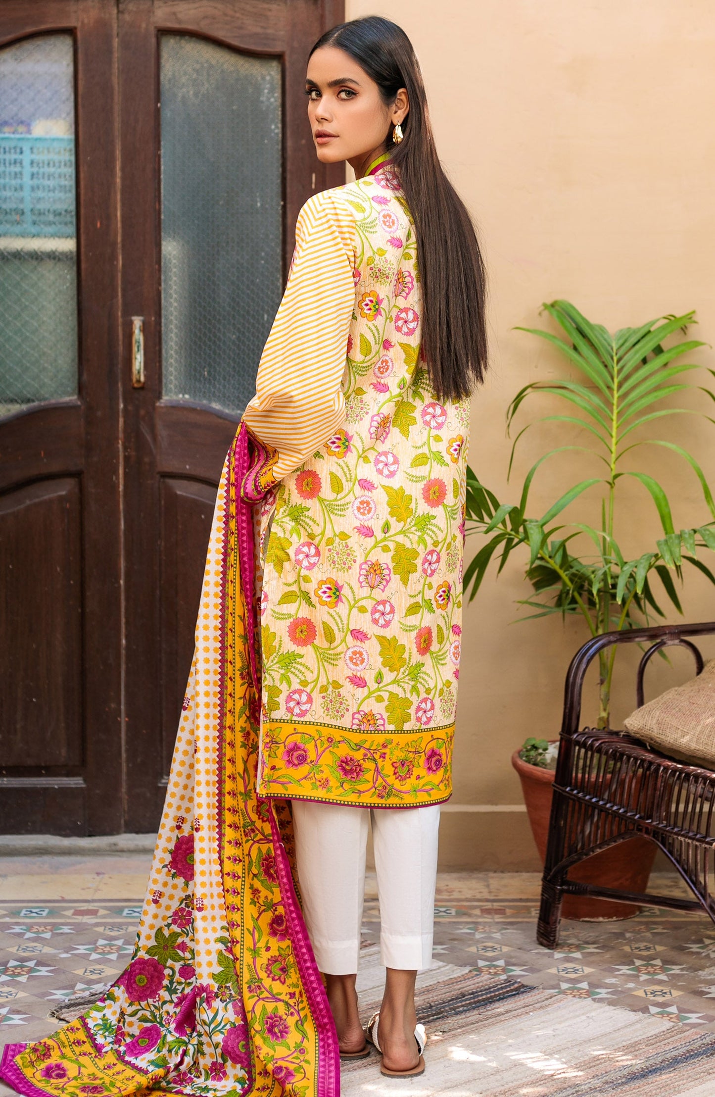 Orient - Unstitched 3 Piece Printed Lawn Suit