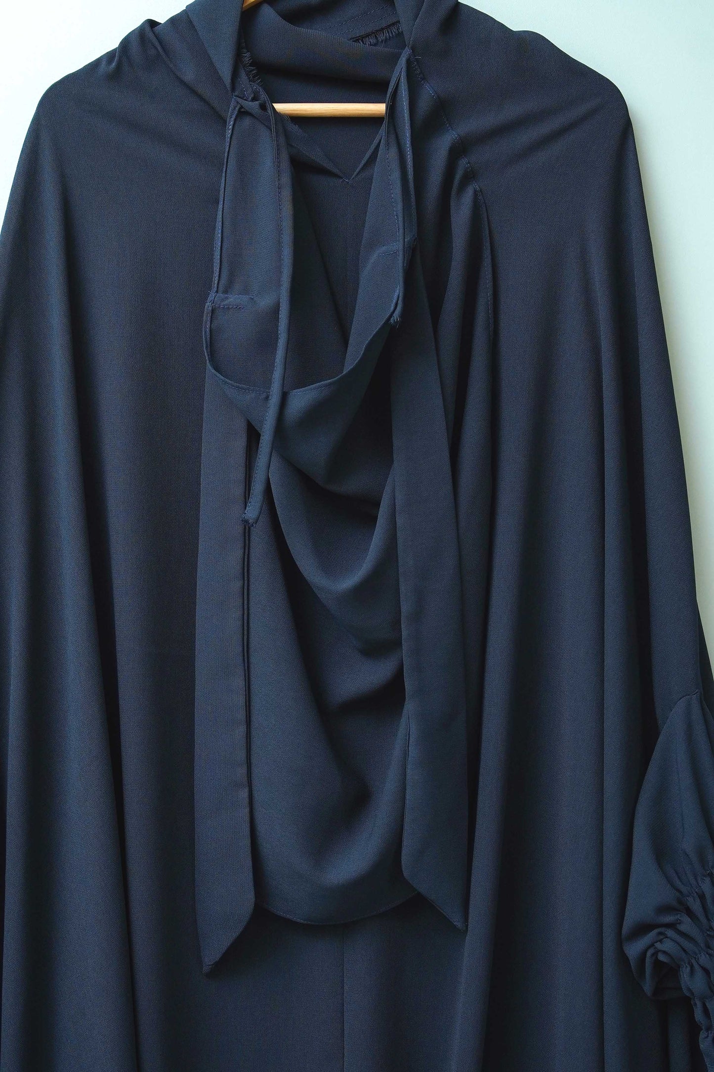 Bustangi - Blue Khimar