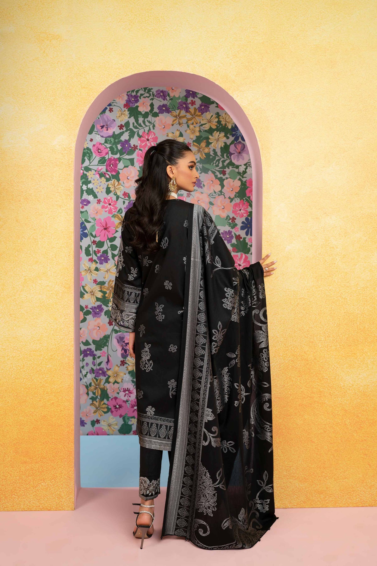 Nishat Linen - 3 Piece - Embroidered Jacquard Suit - 42301770