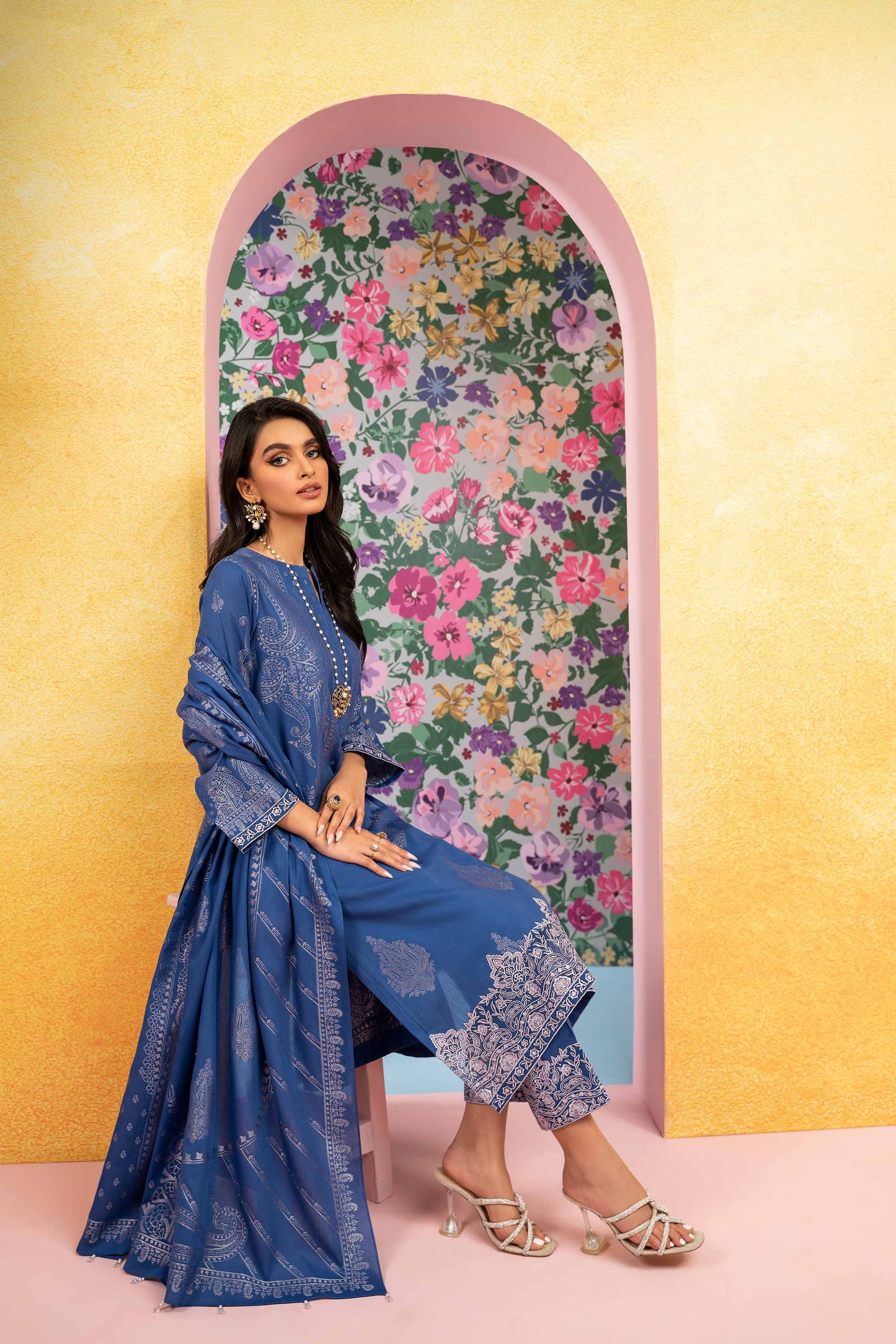 Nishat Linen - 3 Piece - Embroidered Jacquard Suit - 42301775