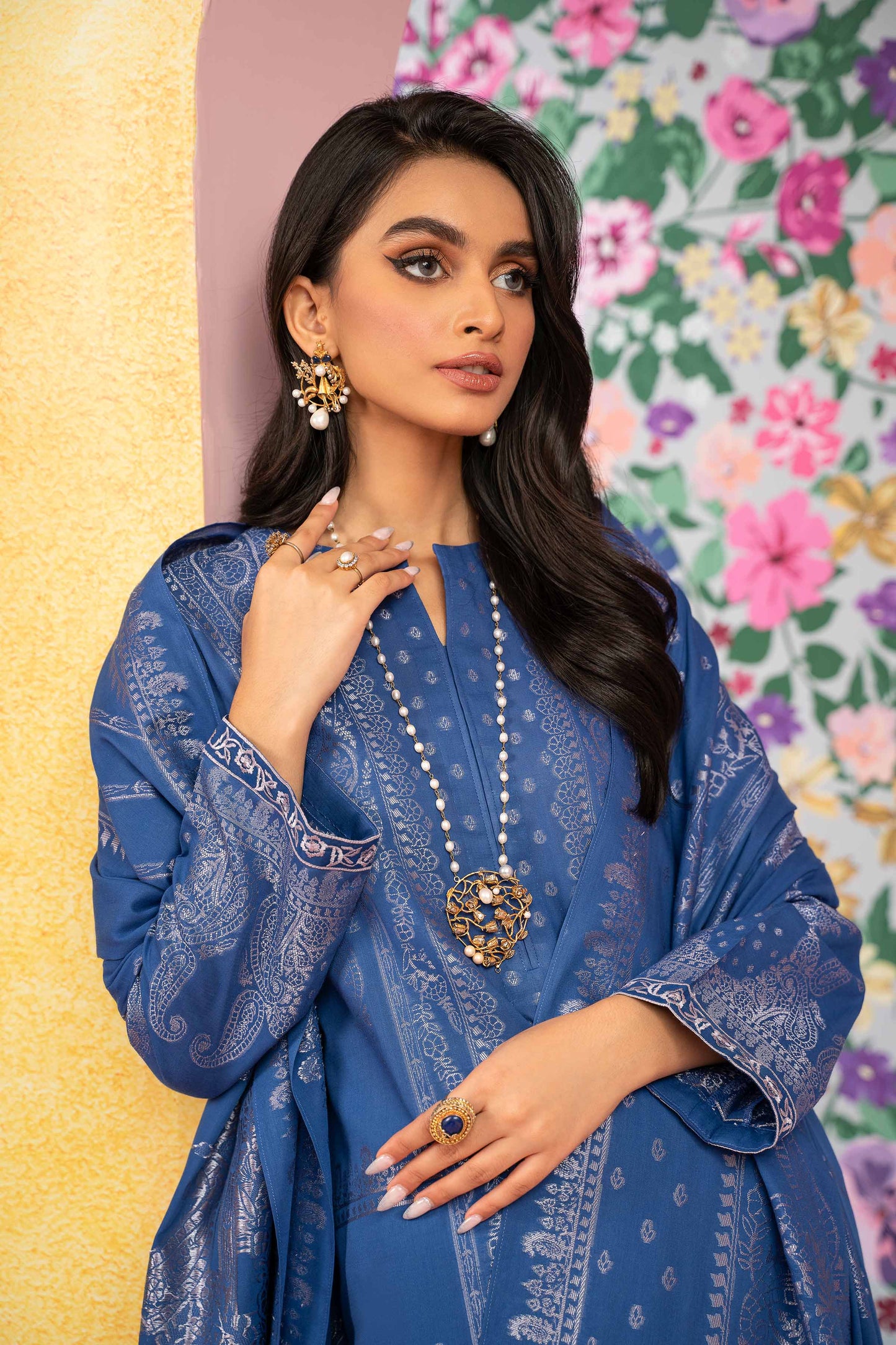 Nishat Linen - 3 Piece - Embroidered Jacquard Suit - 42301775