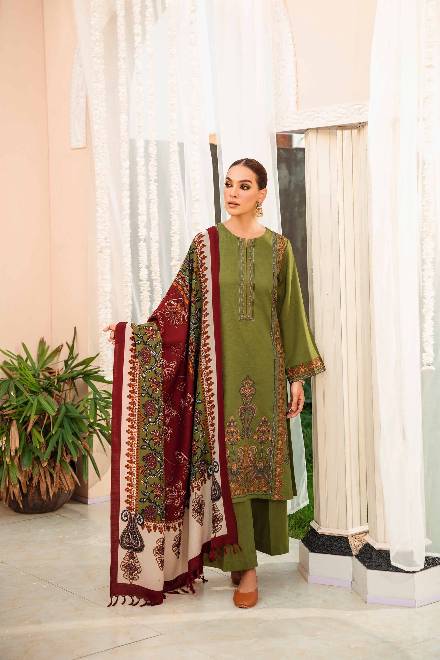 Nishat Linen - 3 Piece - Embroidered Suit - 42303009