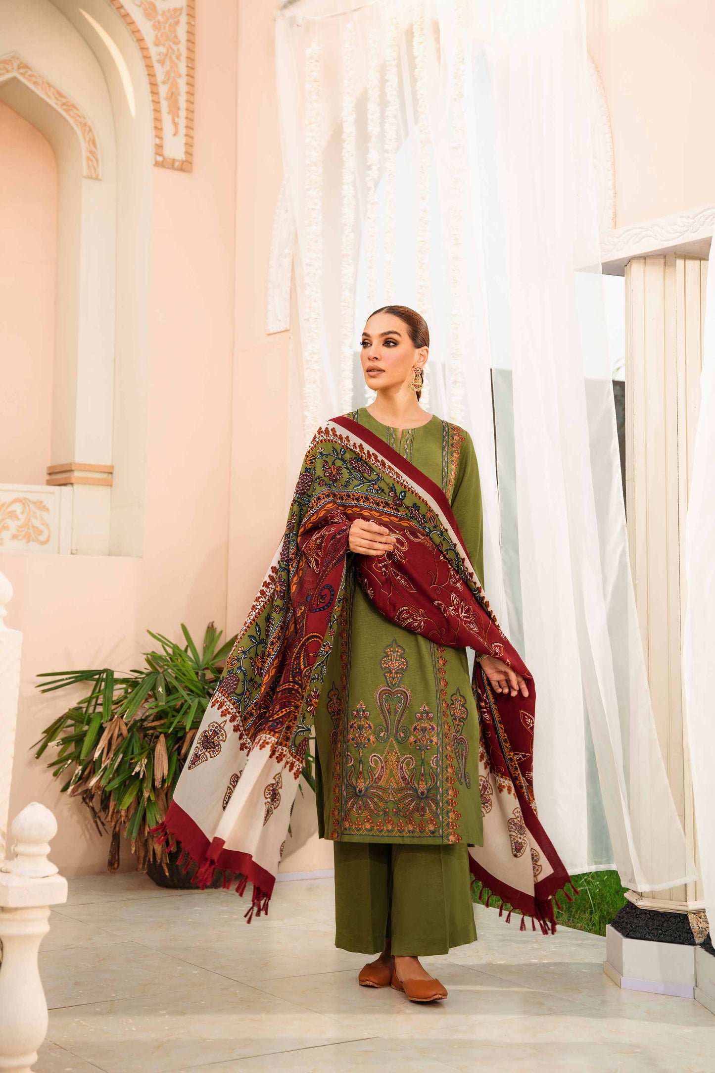 Nishat Linen - 3 Piece - Embroidered Suit - 42303009