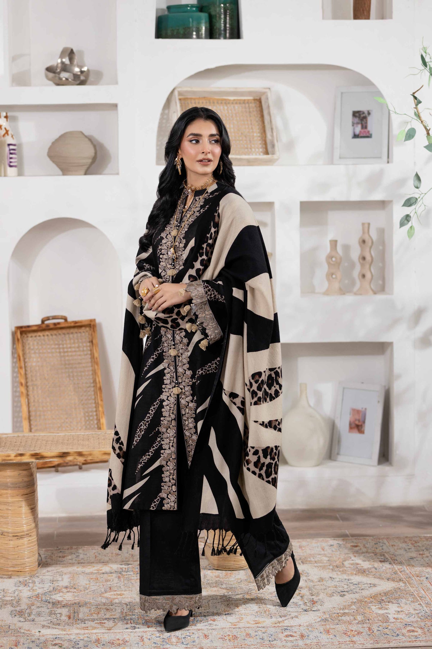 Nishat Linen - 3 Piece - Printed Embroidered Suit - 42303016