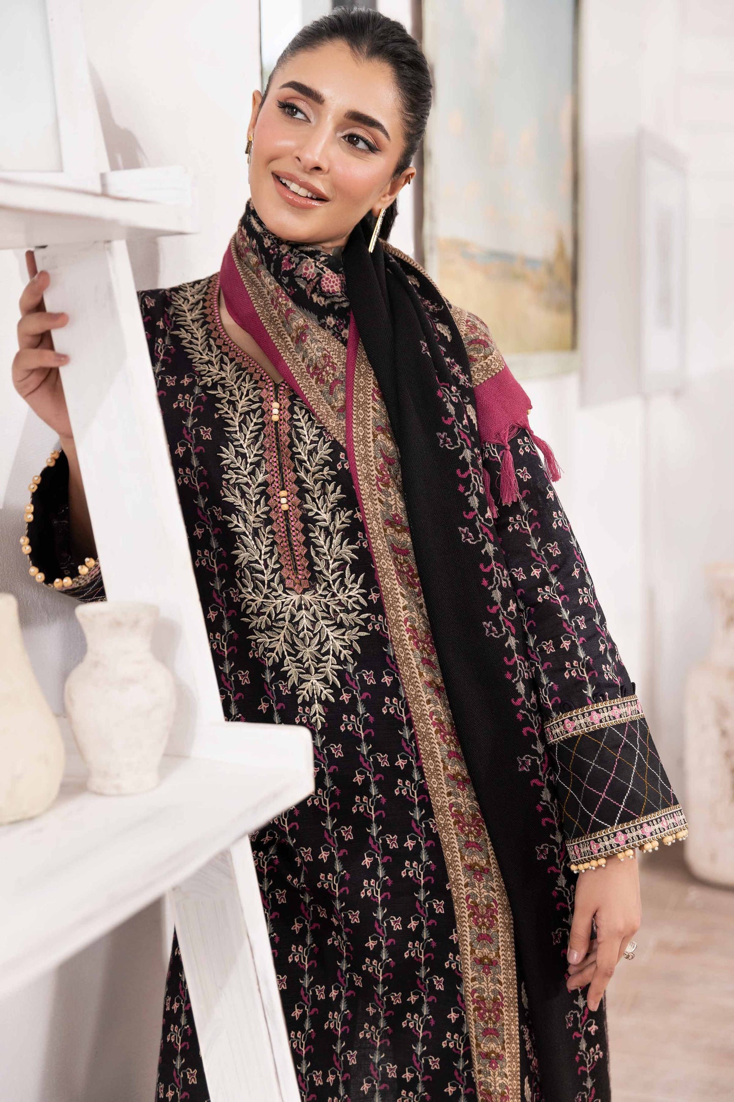 Nishat Linen - 3 Piece - Printed Embroidered Suit - 42303017