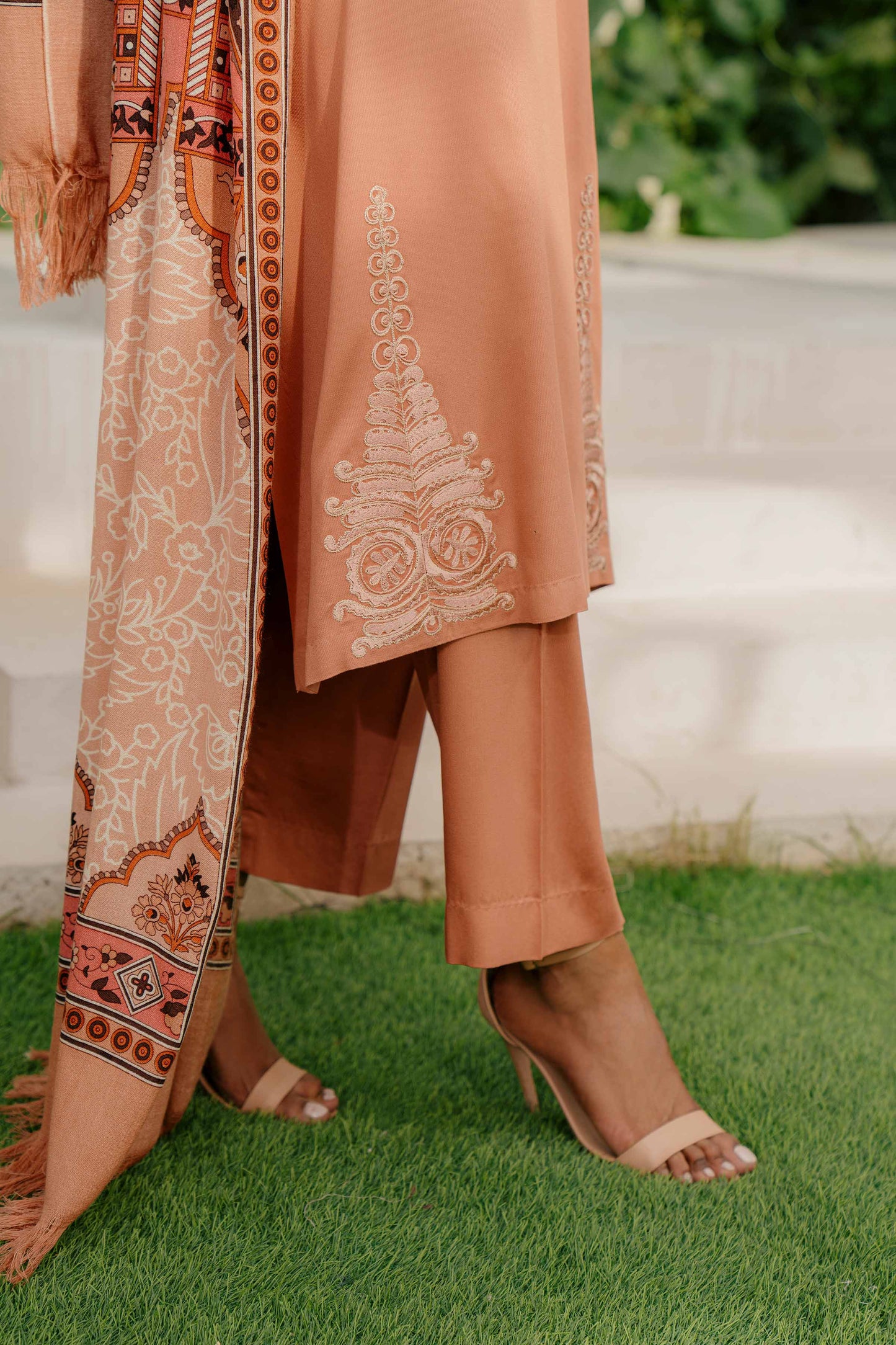 Nishat Linen - 3 Piece - Embroidered Suit - 42303046