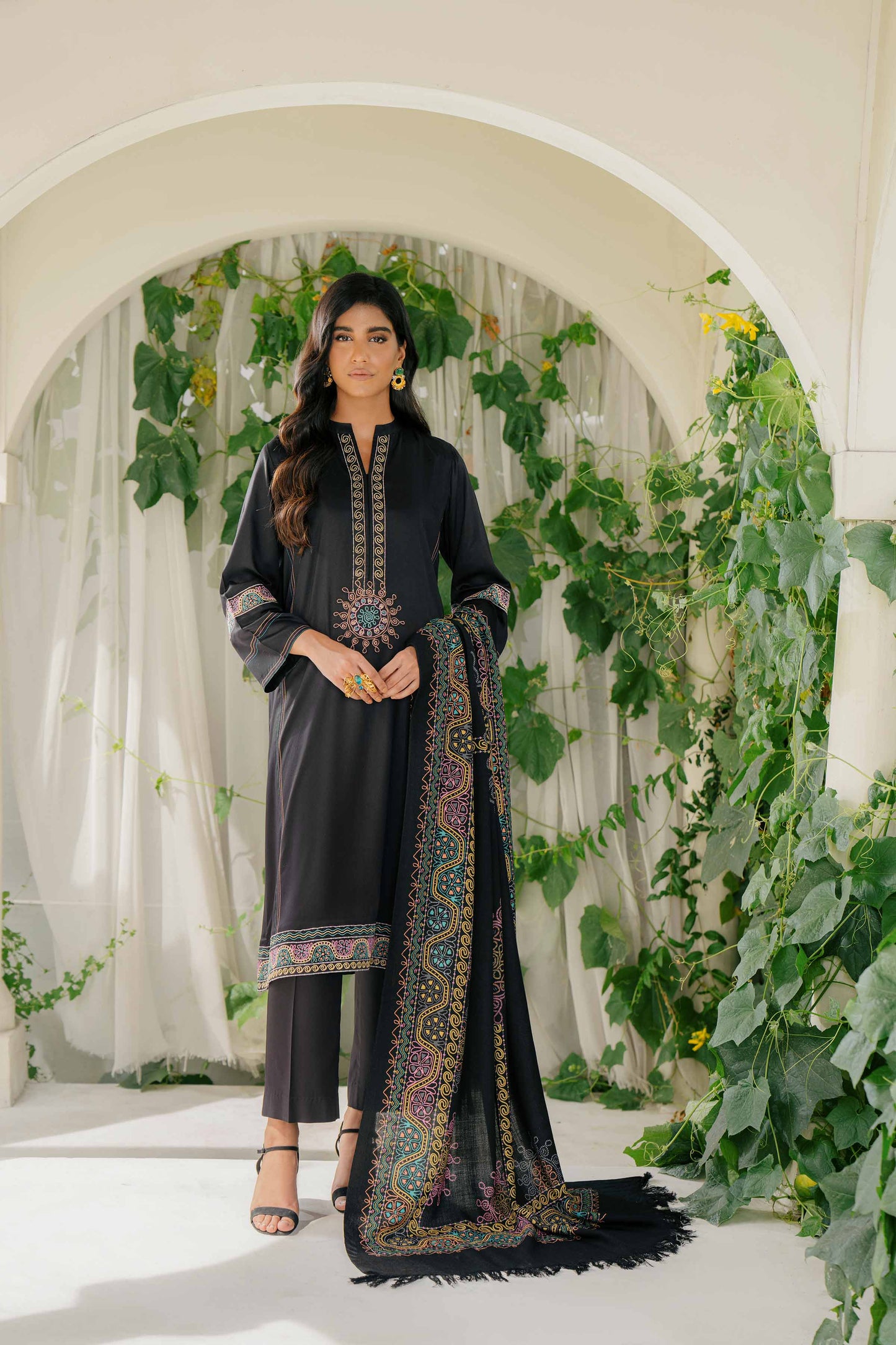 Nishat Linen - 3 Piece - Embroidered Suit - 42303048