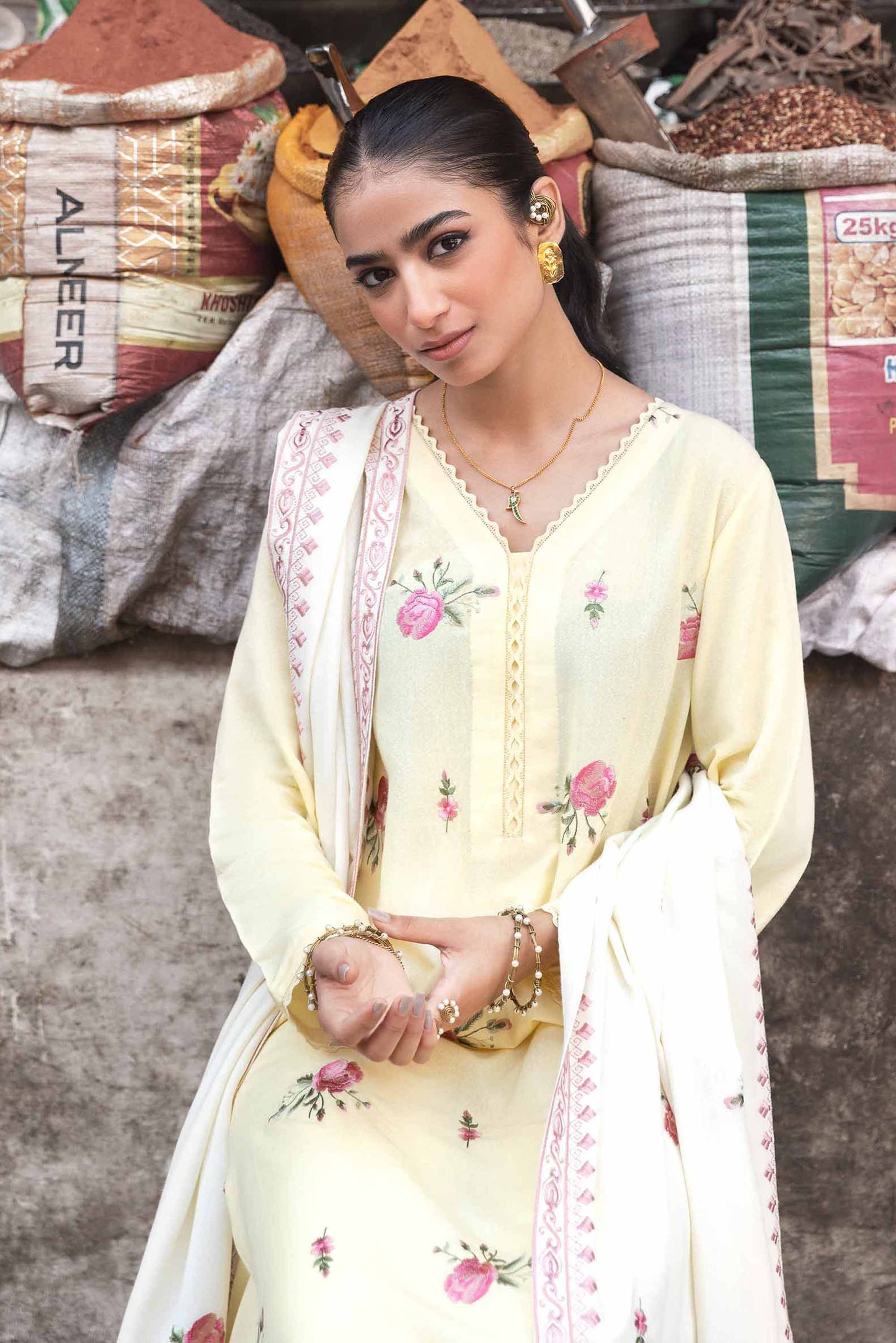 Nishat Linen - 3 Piece - Dyed Embroidered Suit - 42303064