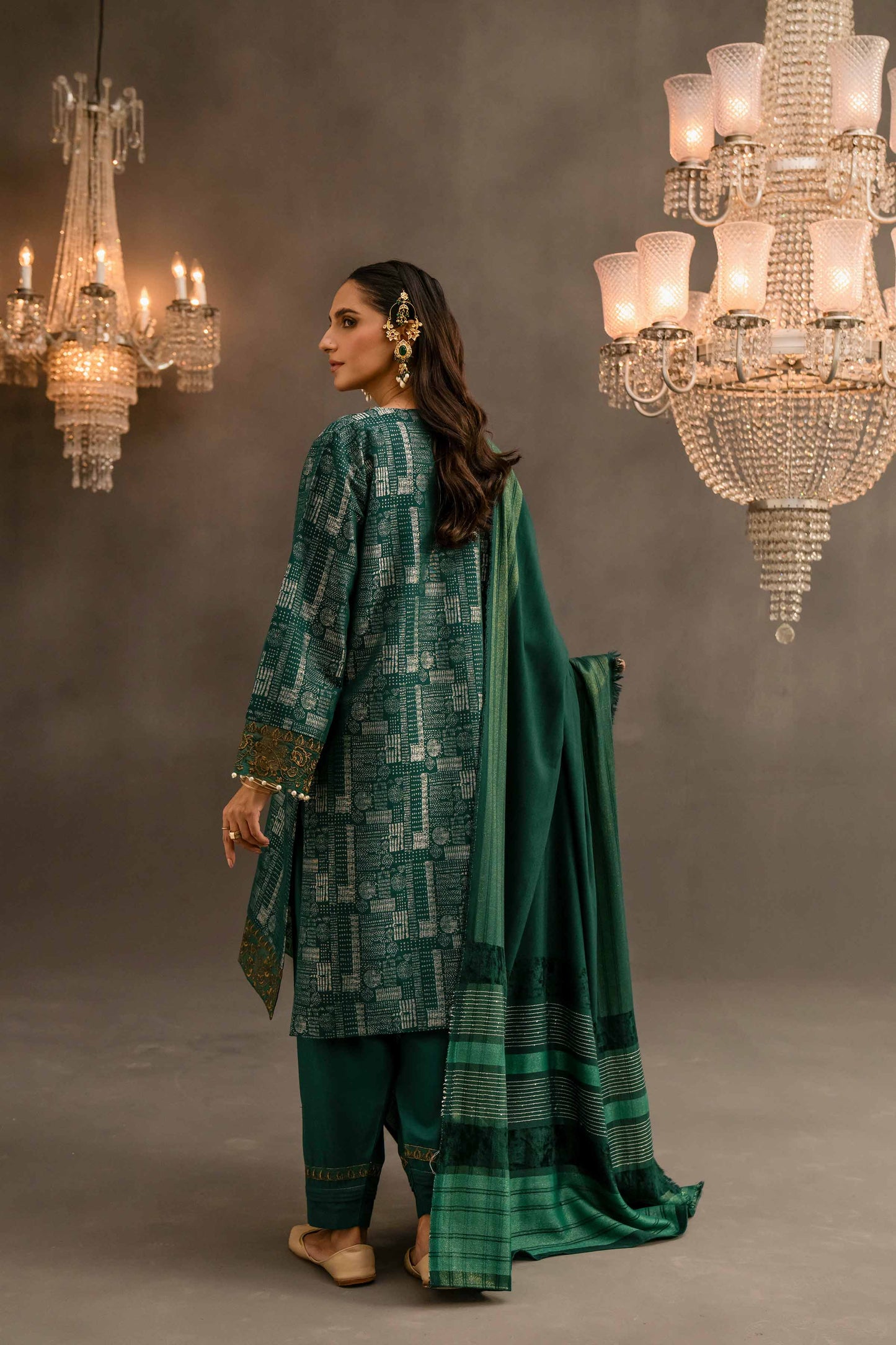 Nishat Linen - 3 Piece - Embellished Jacquard Suit - 42303114