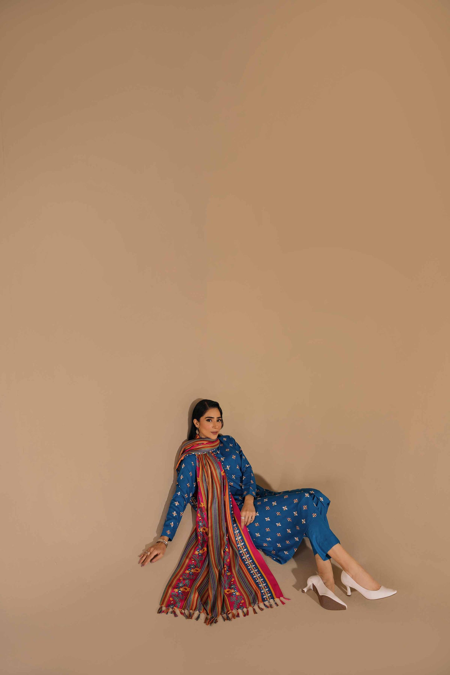 Nishat Linen - 3 Piece - Printed Suit  - 42303168