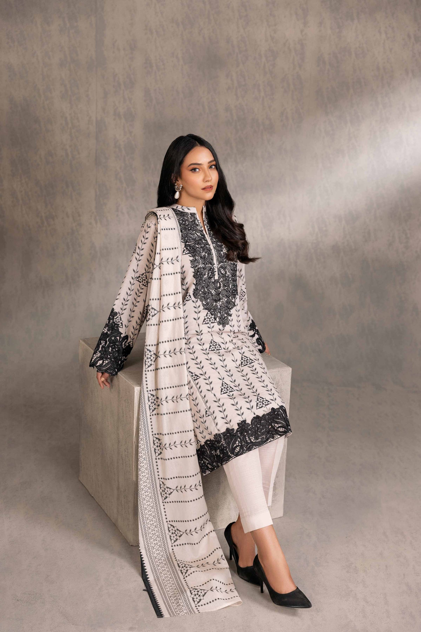 Nishat Linen - 3 Piece - Printed Embroidered Suit - 42303215