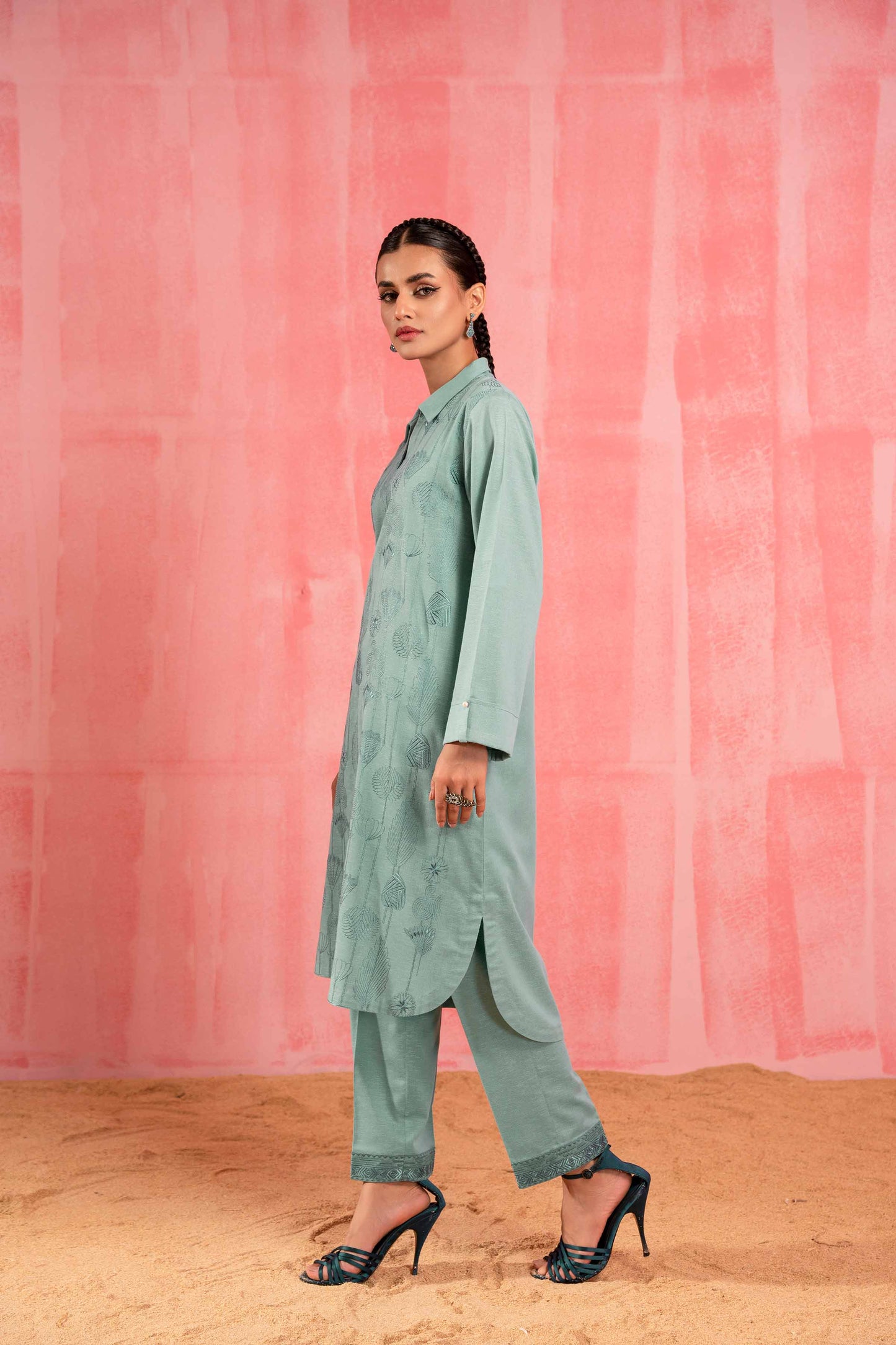 Nishat Linen - 2 Piece - Dyed Embroidered Suit - 42303250