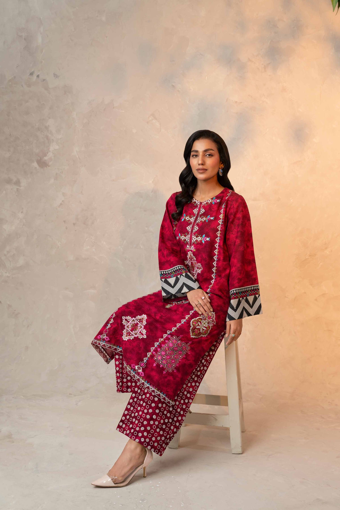 Nishat Linen - 2 Piece - Printed Embroidered Suit - 42303314