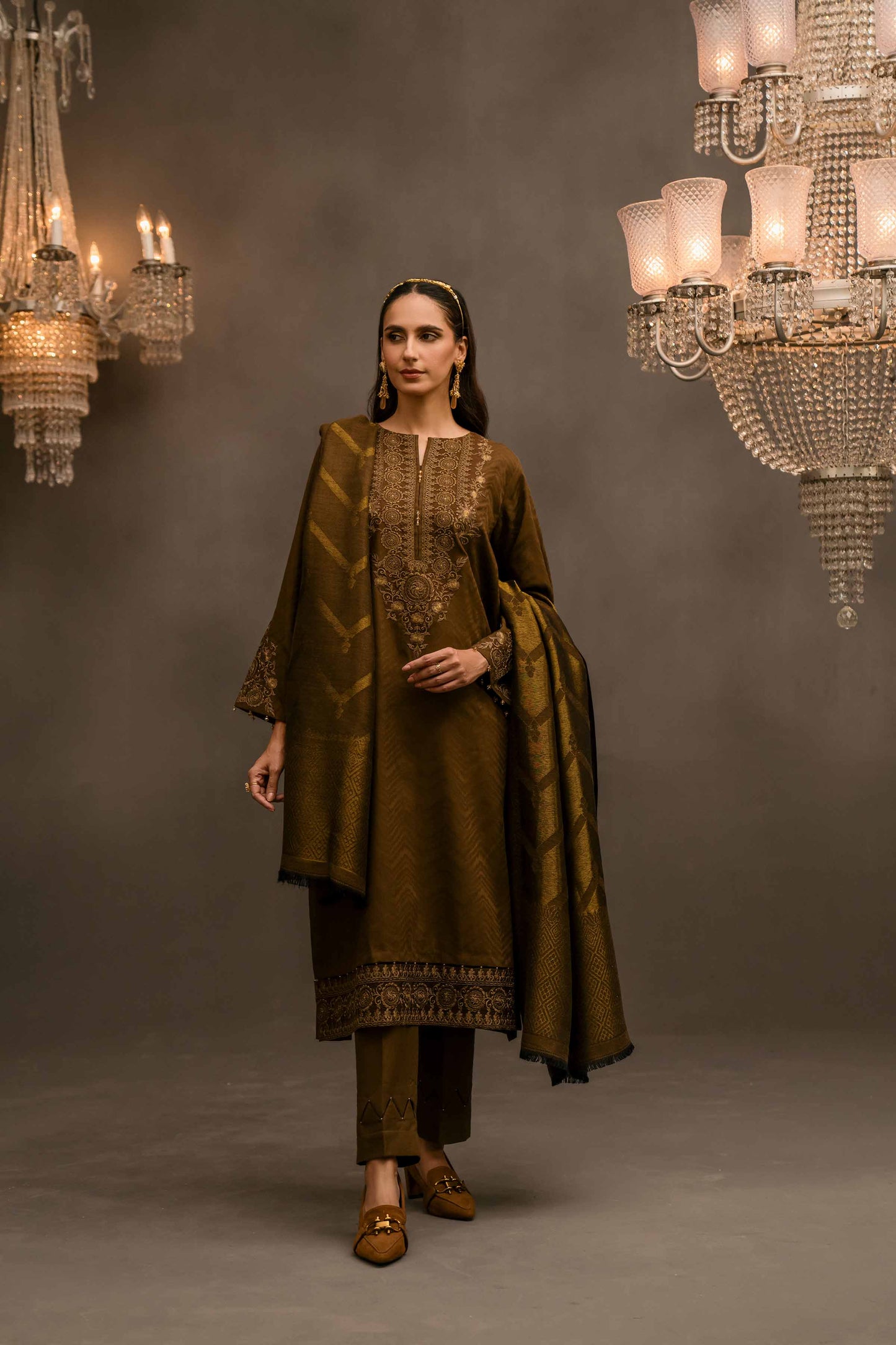 Nishat Linen - 3 Piece - Jacquard Embroidered Suit - 42303412