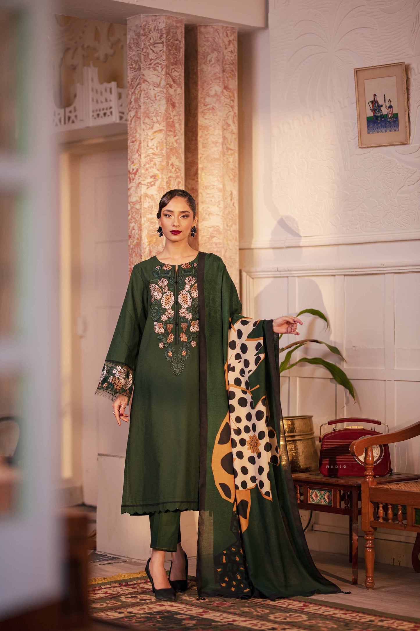 Nishat Linen - 3 Piece - Embroidered Suit - 42303450