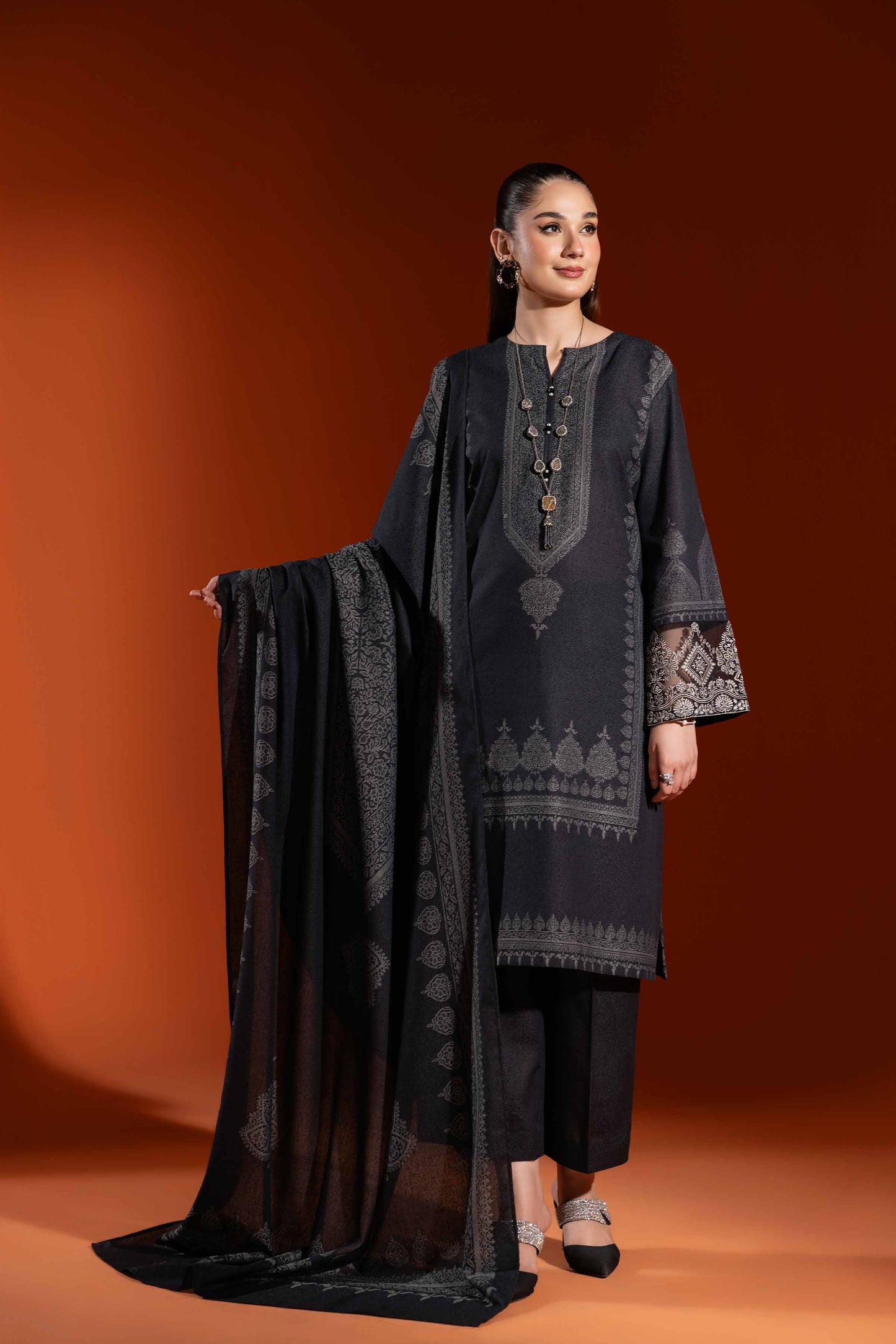 Nishat Linen - 3 Piece - Jacquard Embroidered Suit - 42303458