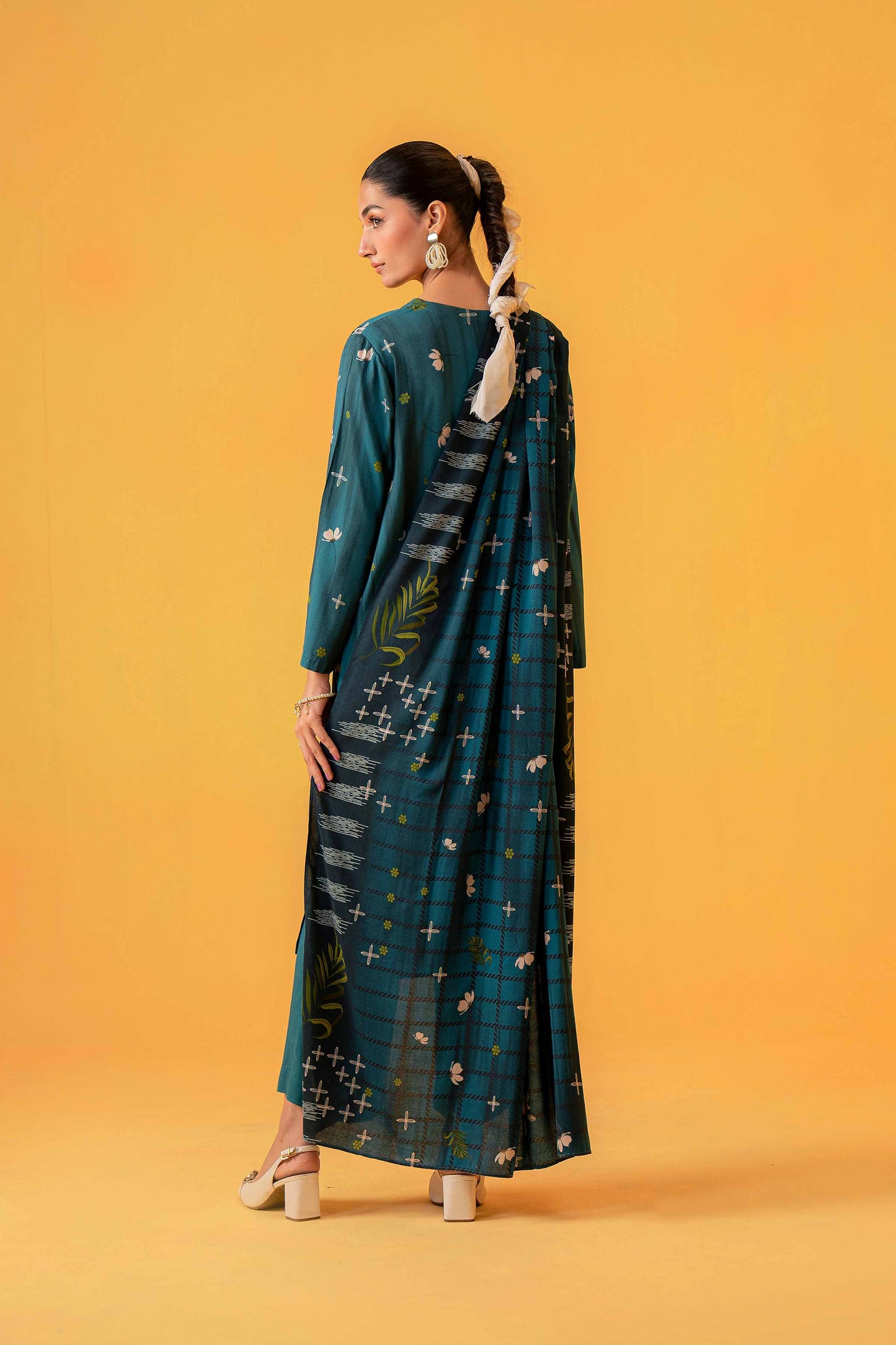 Nishat Linen - 3 Piece - Printed Loose Fabric - 42304004