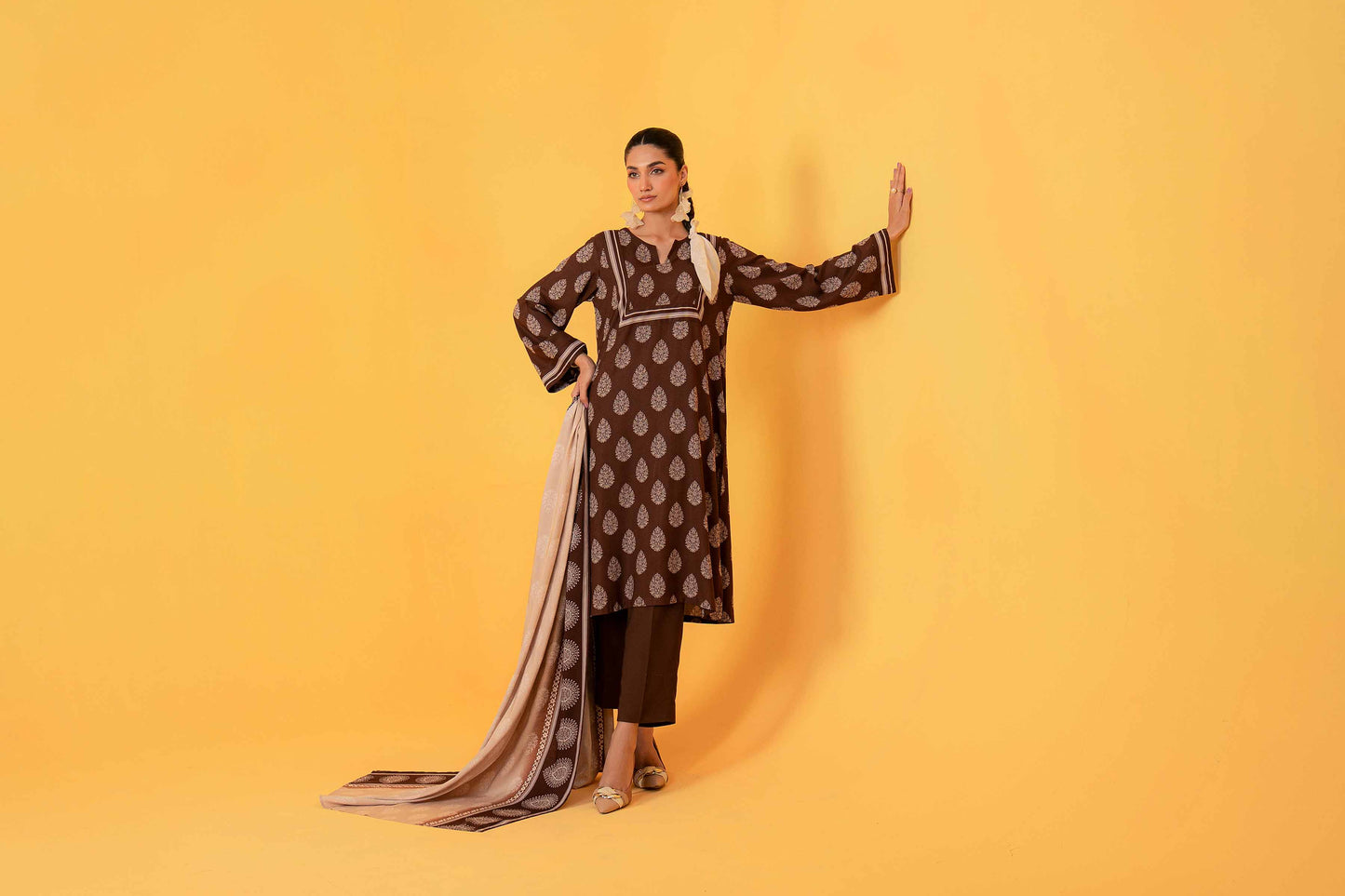 Nishat Linen - 3 Piece - Printed Loose Fabric - 42304020