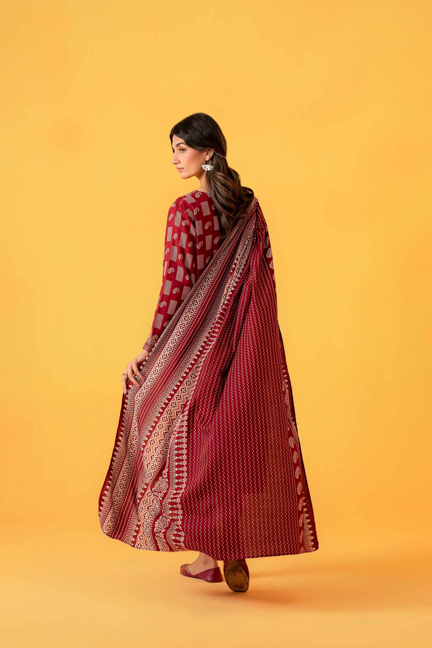 Nishat Linen - 3 Piece - Printed Loose Fabric - 42304029