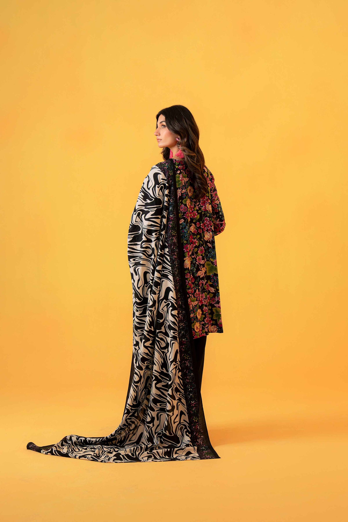 Nishat Linen - 3 Piece - Printed Loose Fabric - 42304030