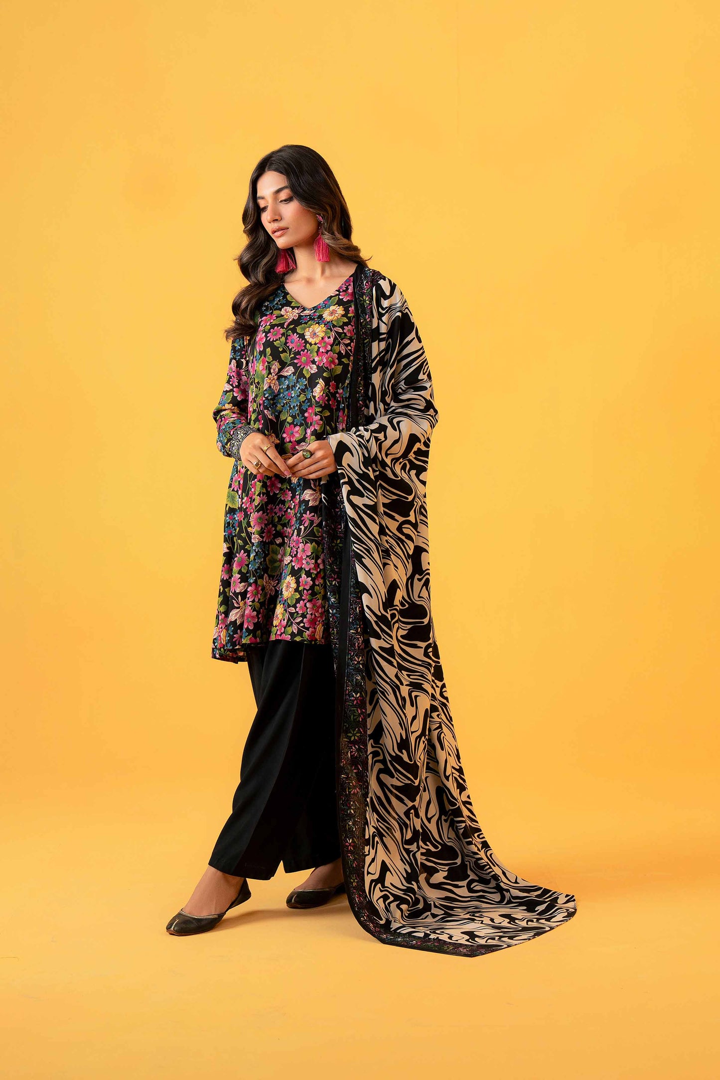 Nishat Linen - 3 Piece - Printed Loose Fabric - 42304030