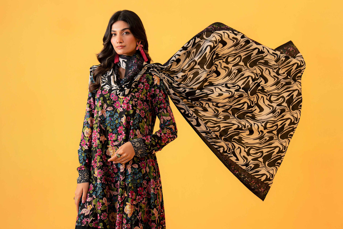 Nishat Linen - 3 Piece - Printed Loose Fabric - 42304030